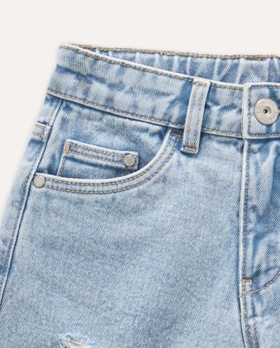 Shorts in denim strappato bambina detail 1