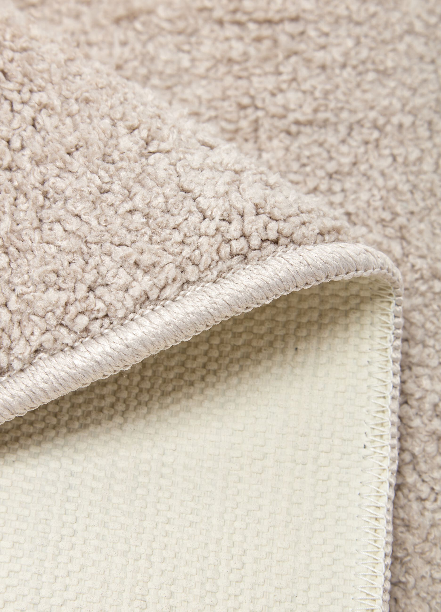 Tappeto bagno in poliestere riciclato_1