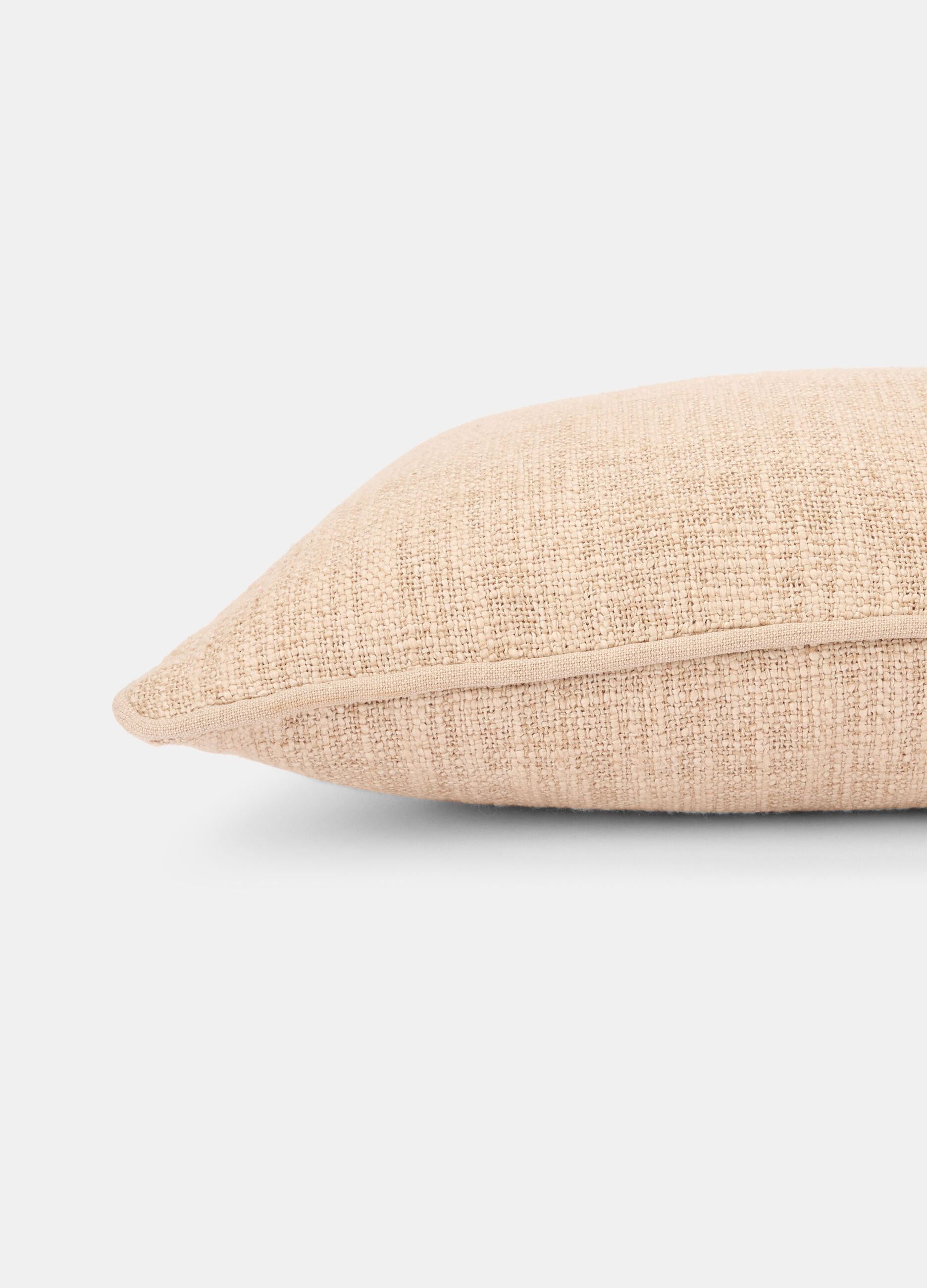 Padded rectangular cushion with bouclé effect
