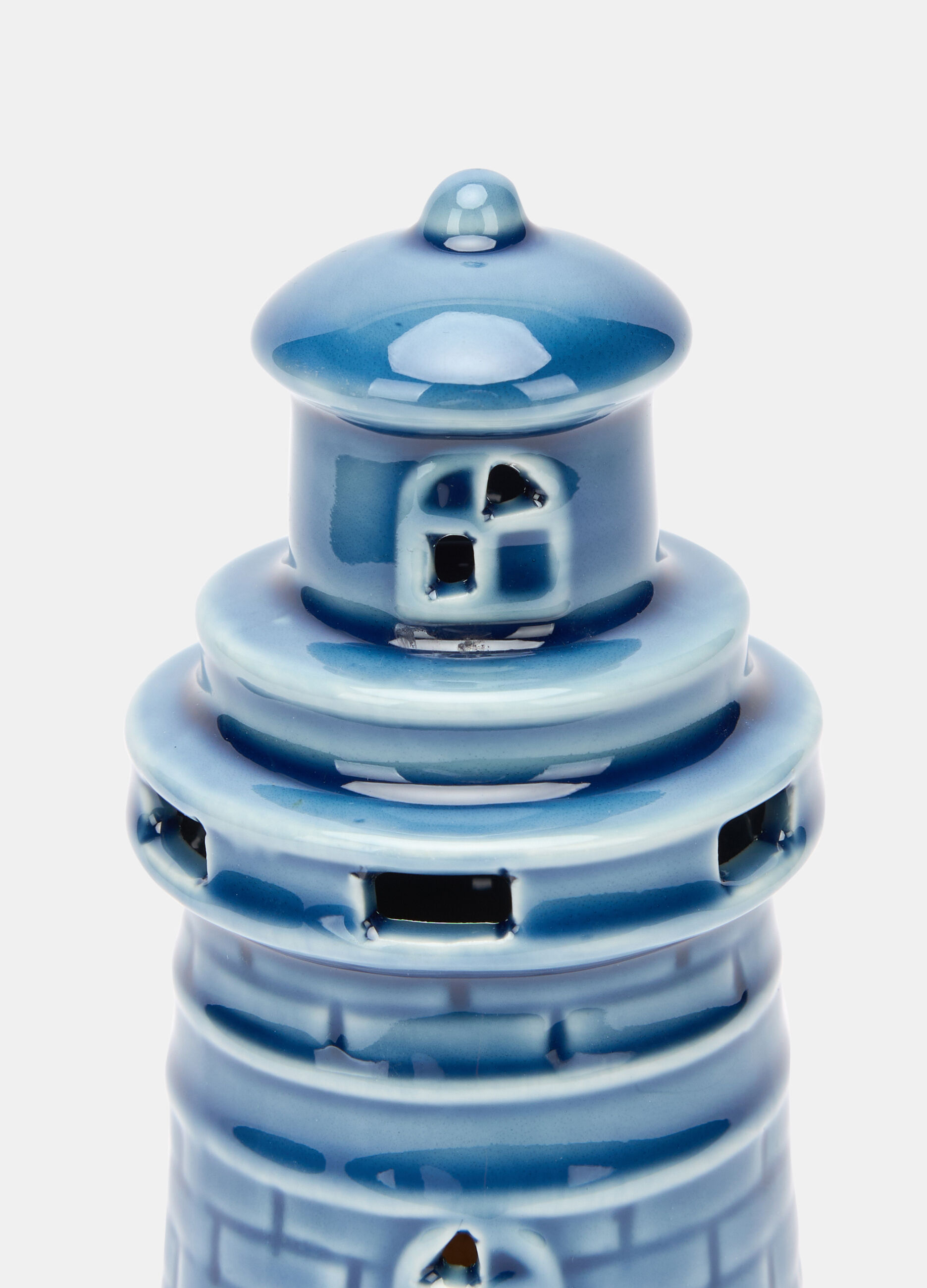 Two-tone ceramic lighthouse_1