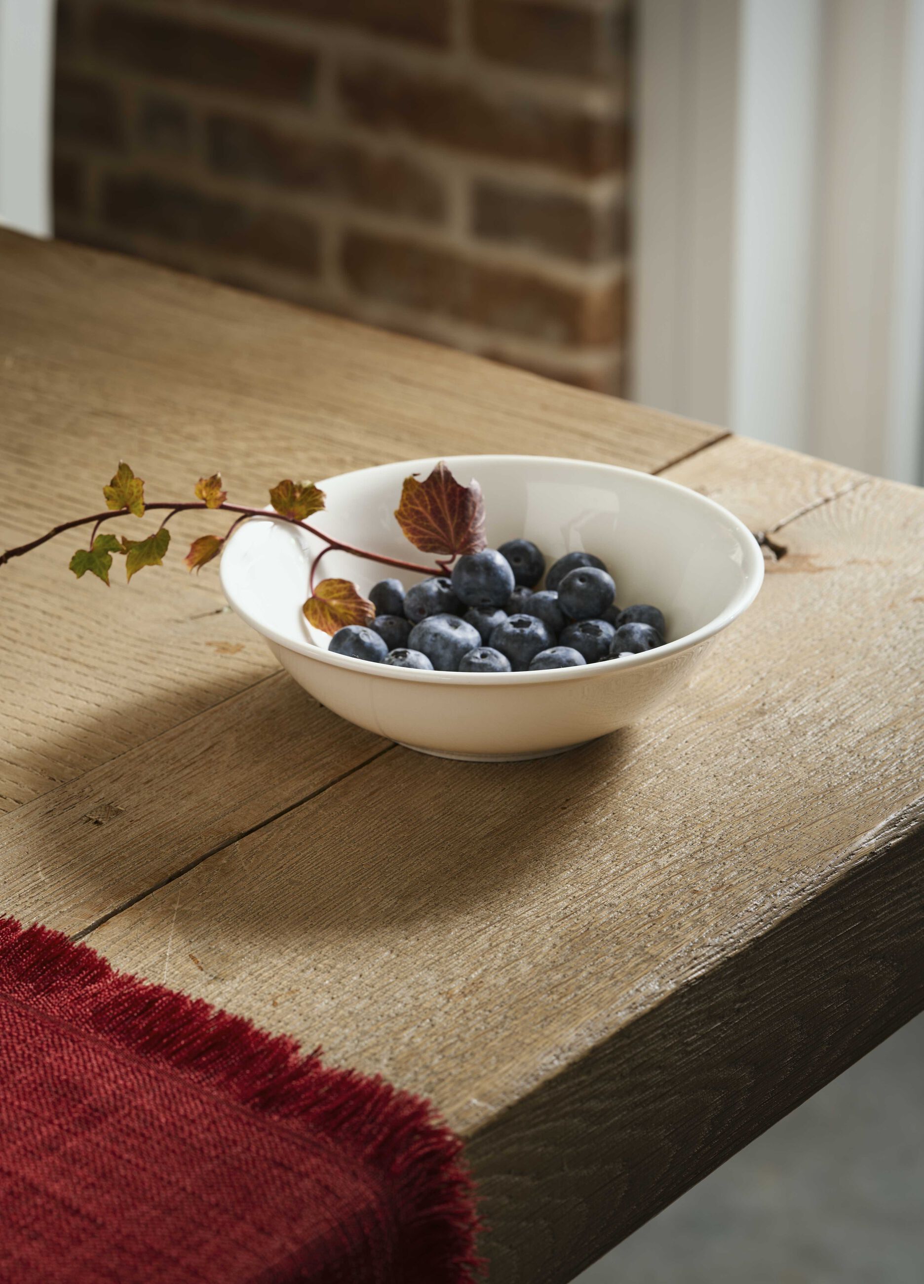 Small porcelain bowl_0