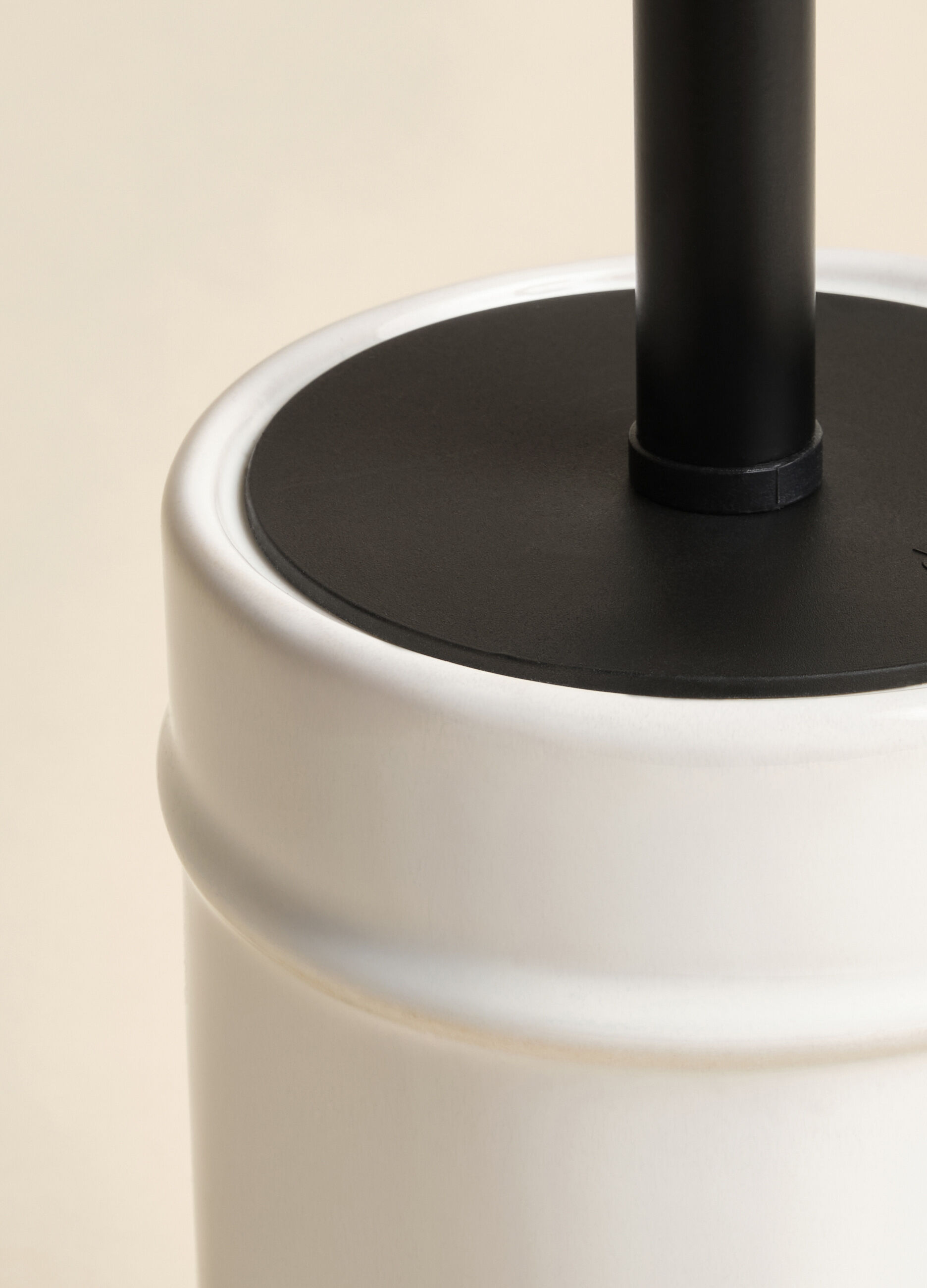 Portascopino in ceramica_2
