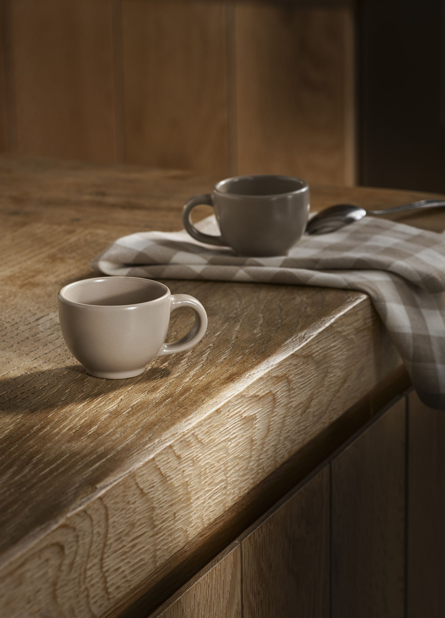 Stoneware coffee cup_0