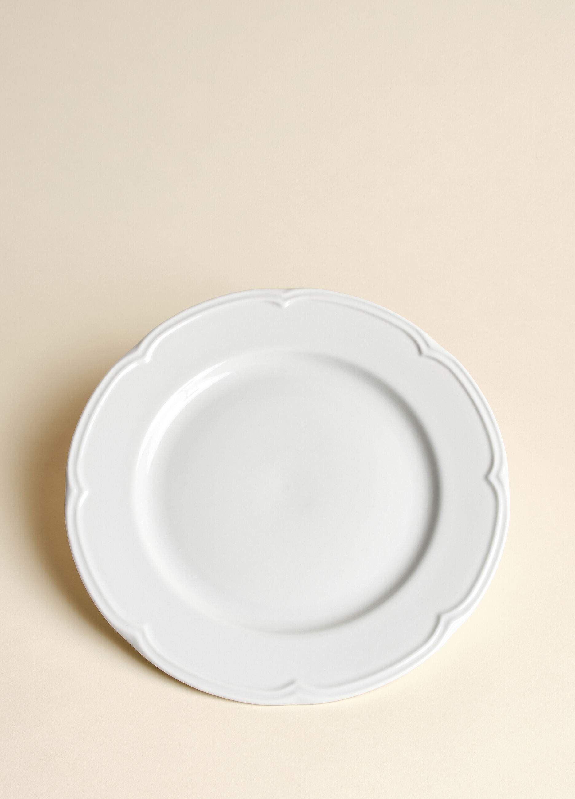 Overture serving dish in porcelain_1