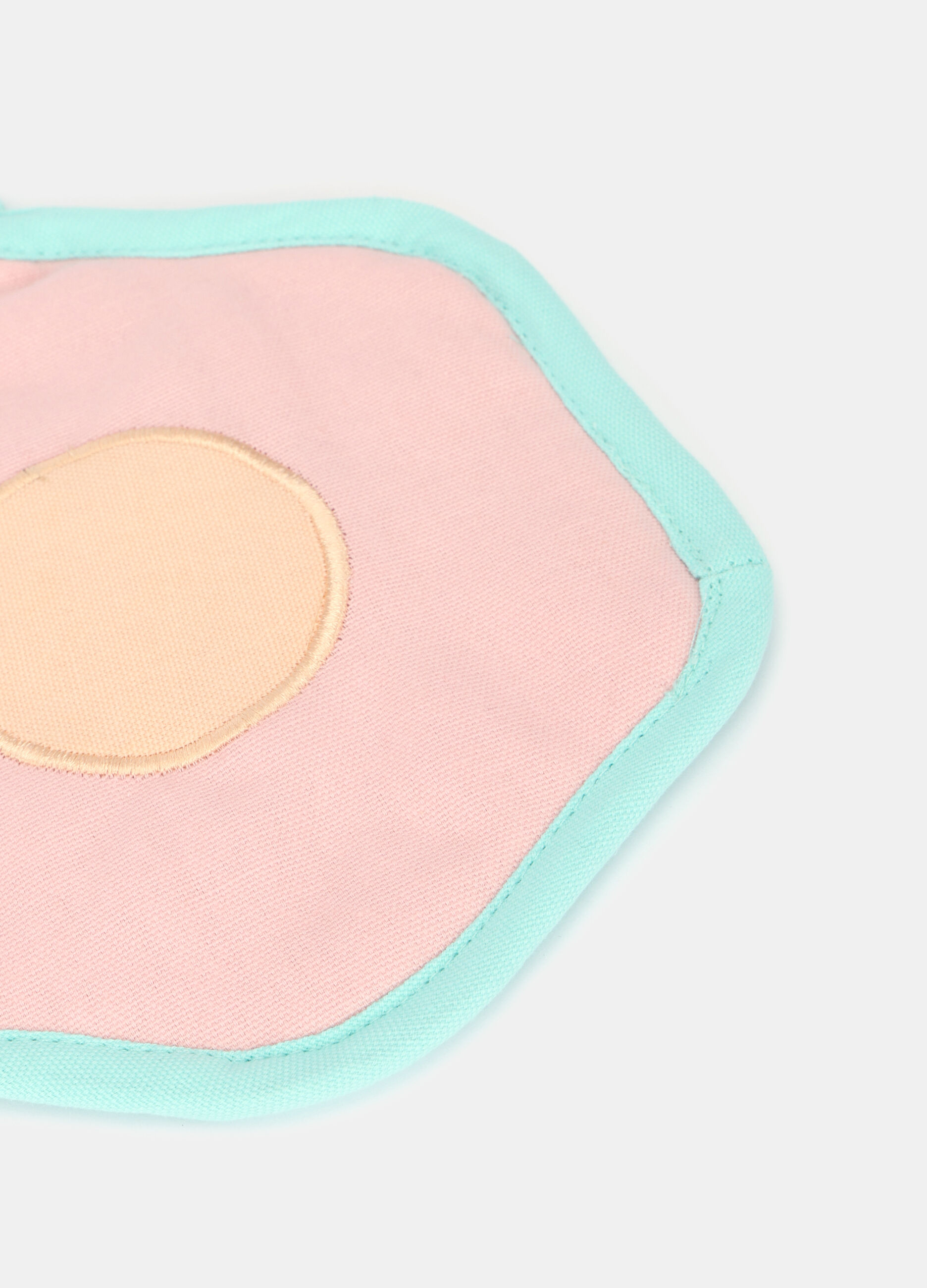 Presina uovo in colori a contrasto_1