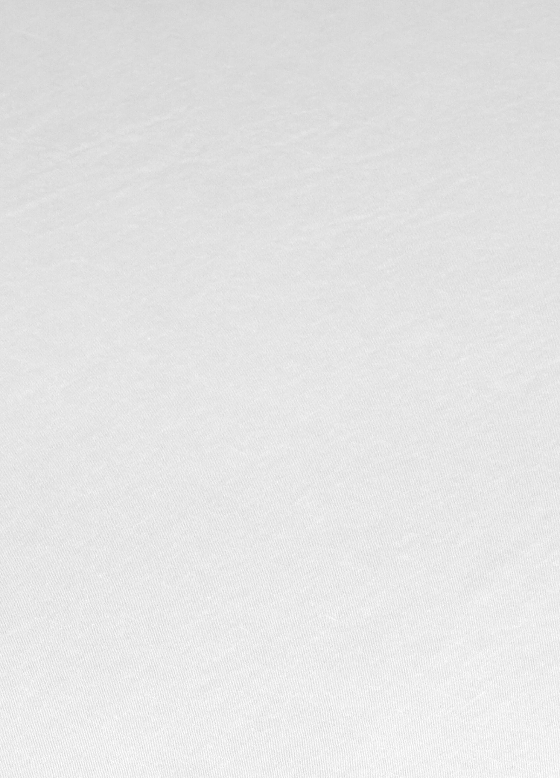 Fitted Sheet in Solid Colour_1