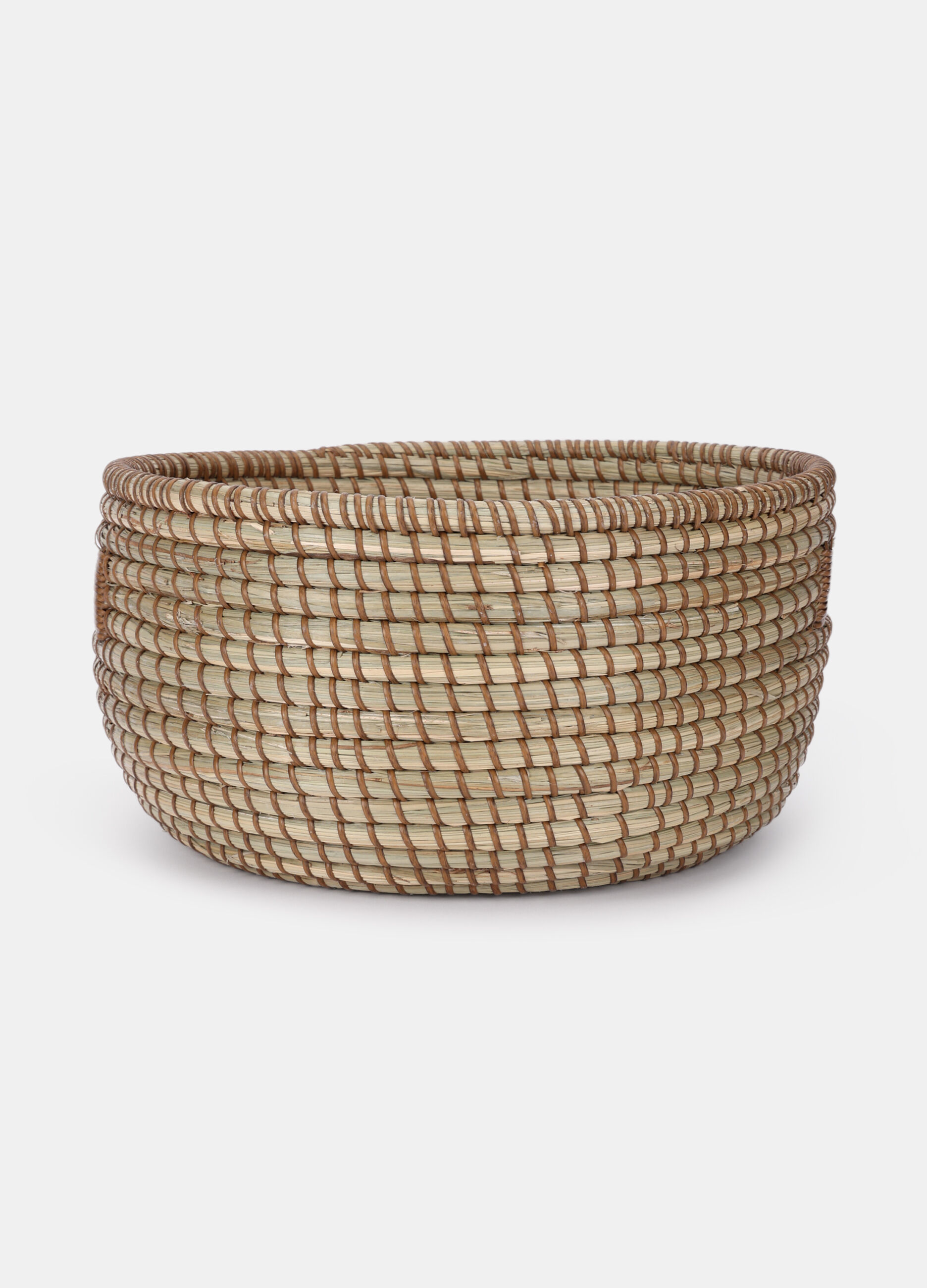 Cesta alta intrecciata con manici_0