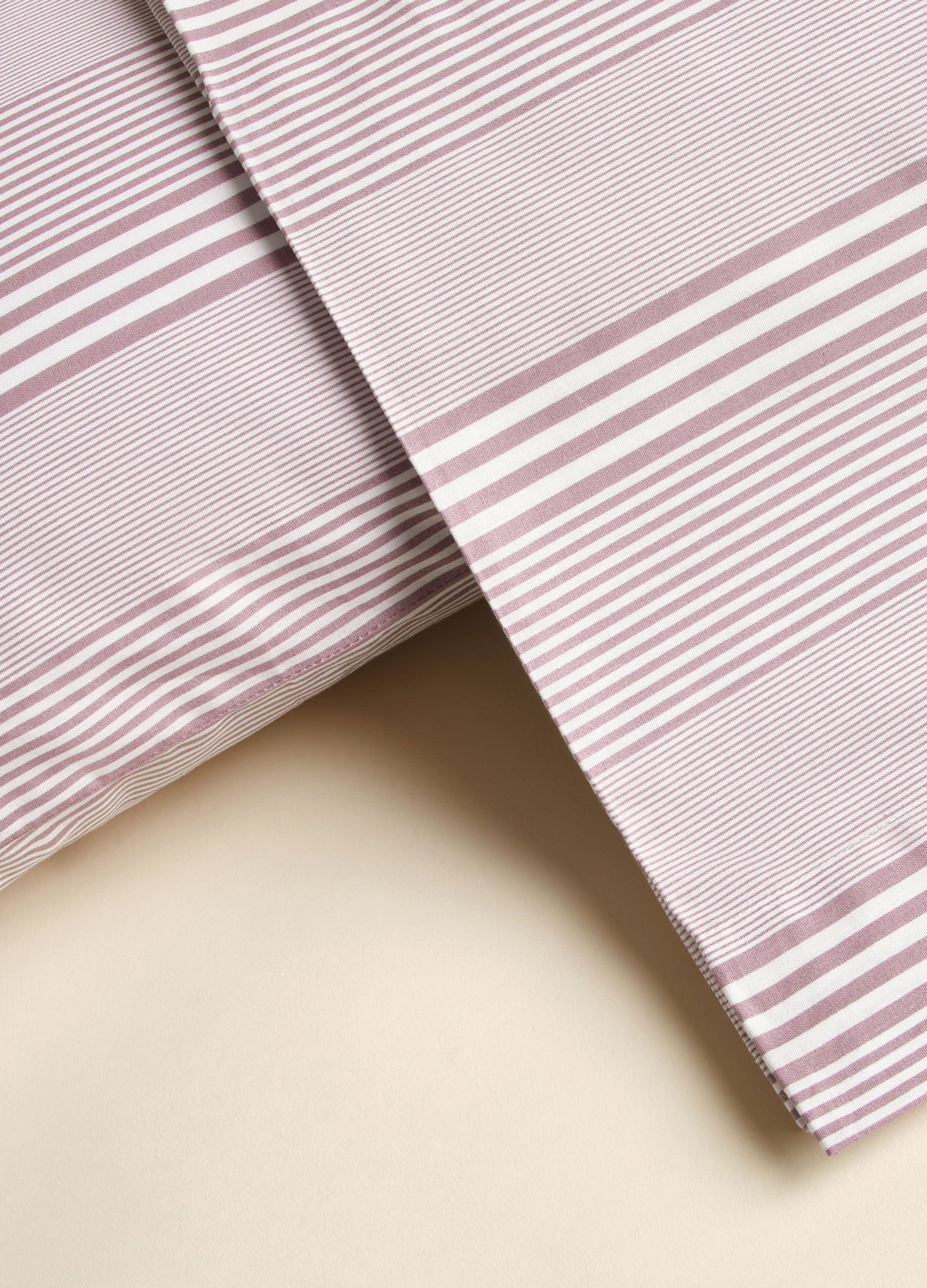 Single sheet in cotton with irregular stripes_2