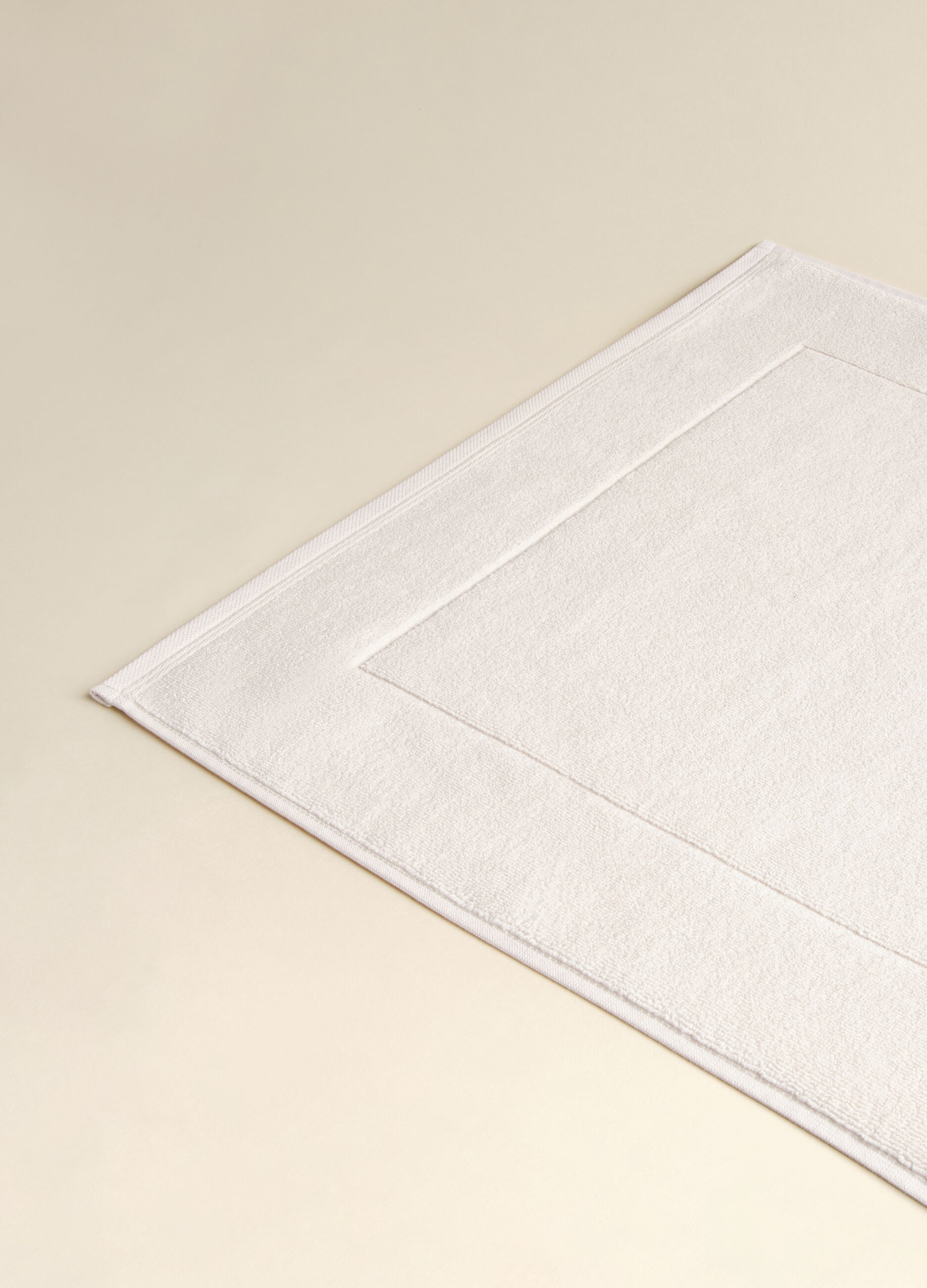 100% cotton bath mat Made in Portugal_2