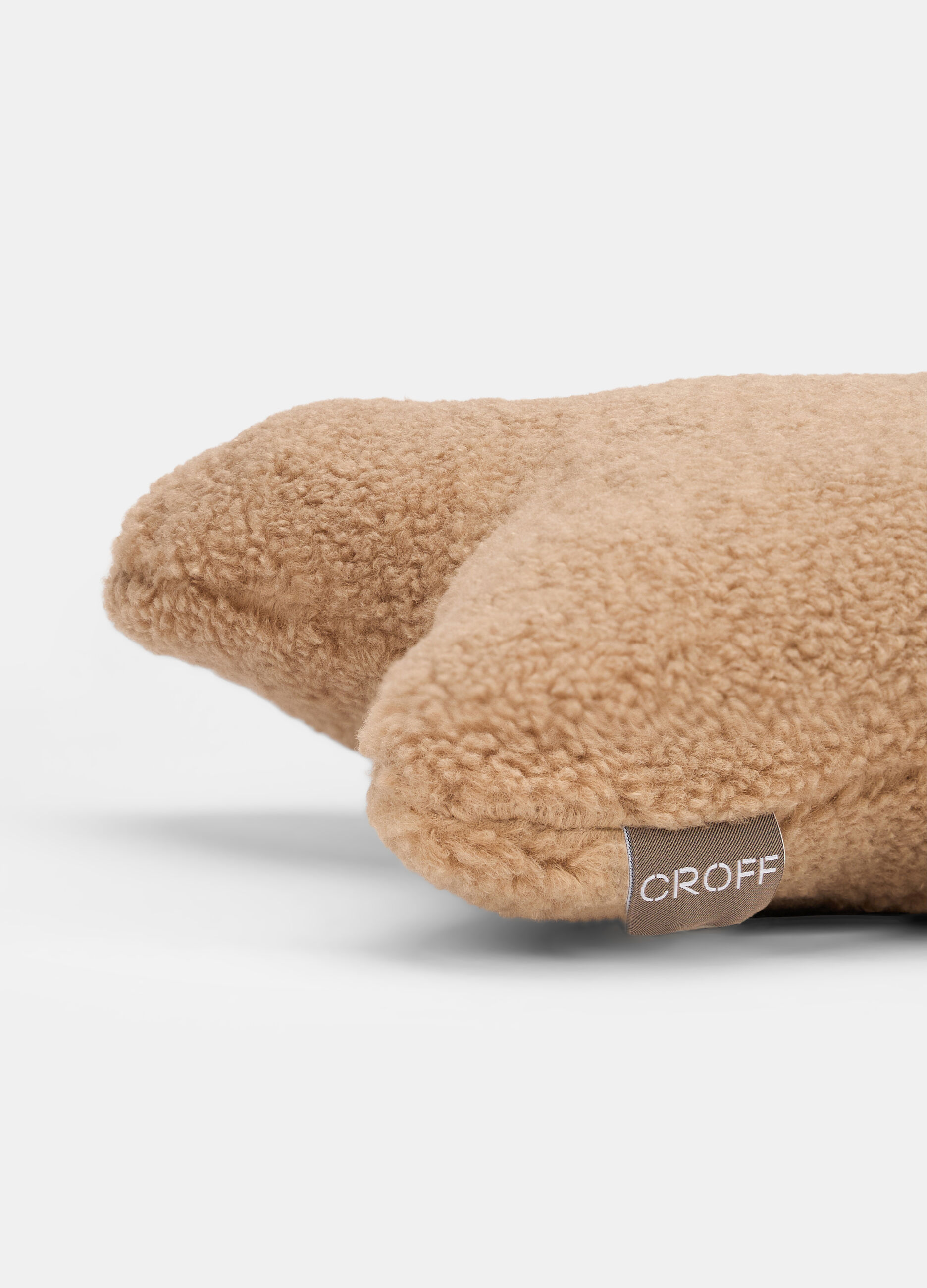 Cuscino stella imbottito con tessuto loop