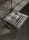 Square seat pad in quilted check._0