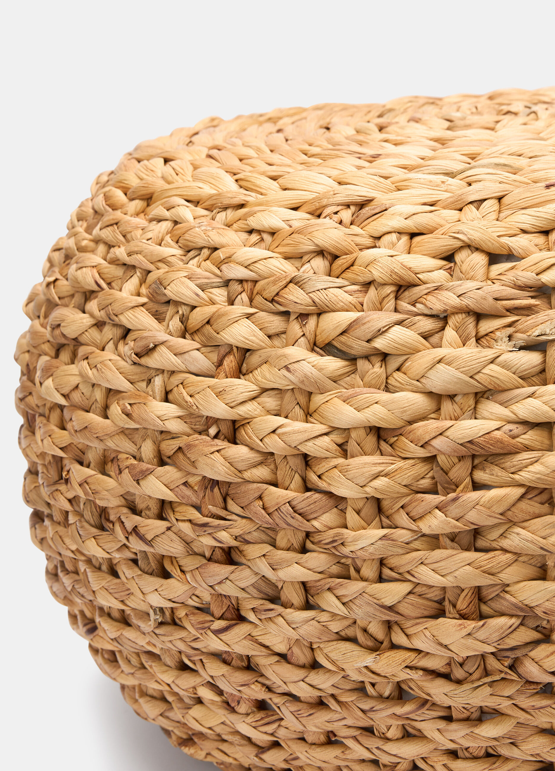 Pouf da giardino intrecciato a mano_1