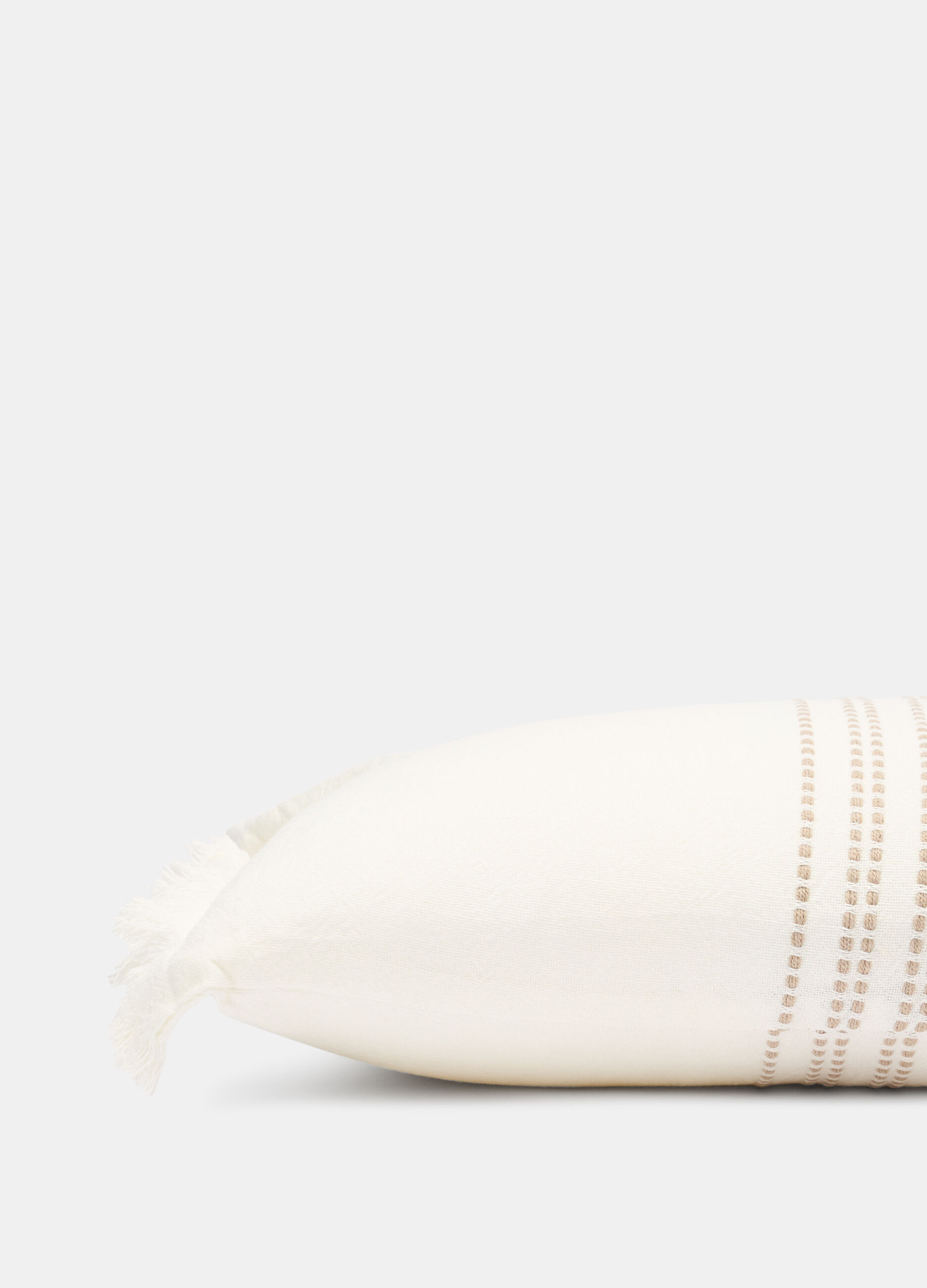 Rectangular padded pillow with insert_1