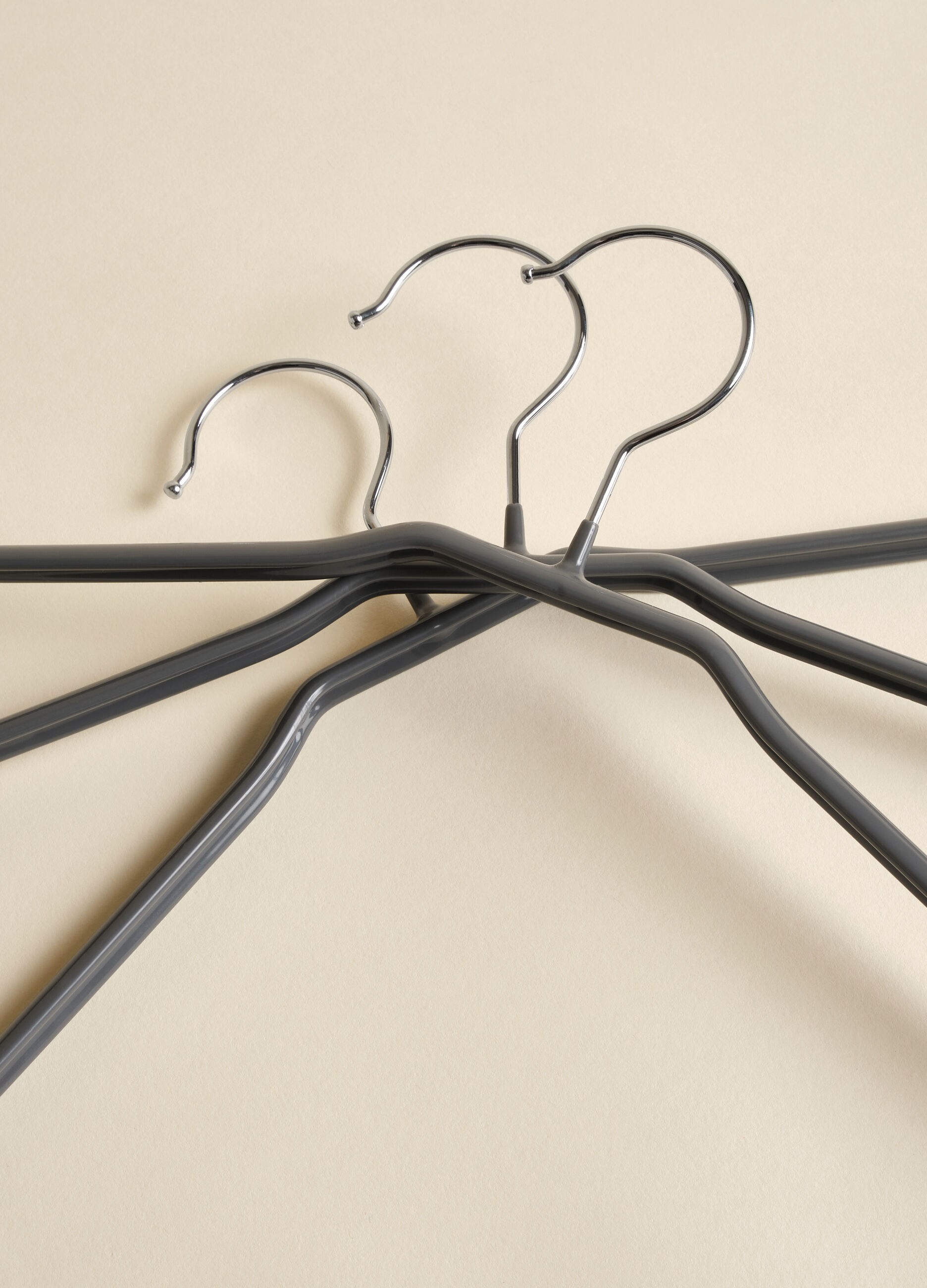 3-pack clothes hangers in steel_2