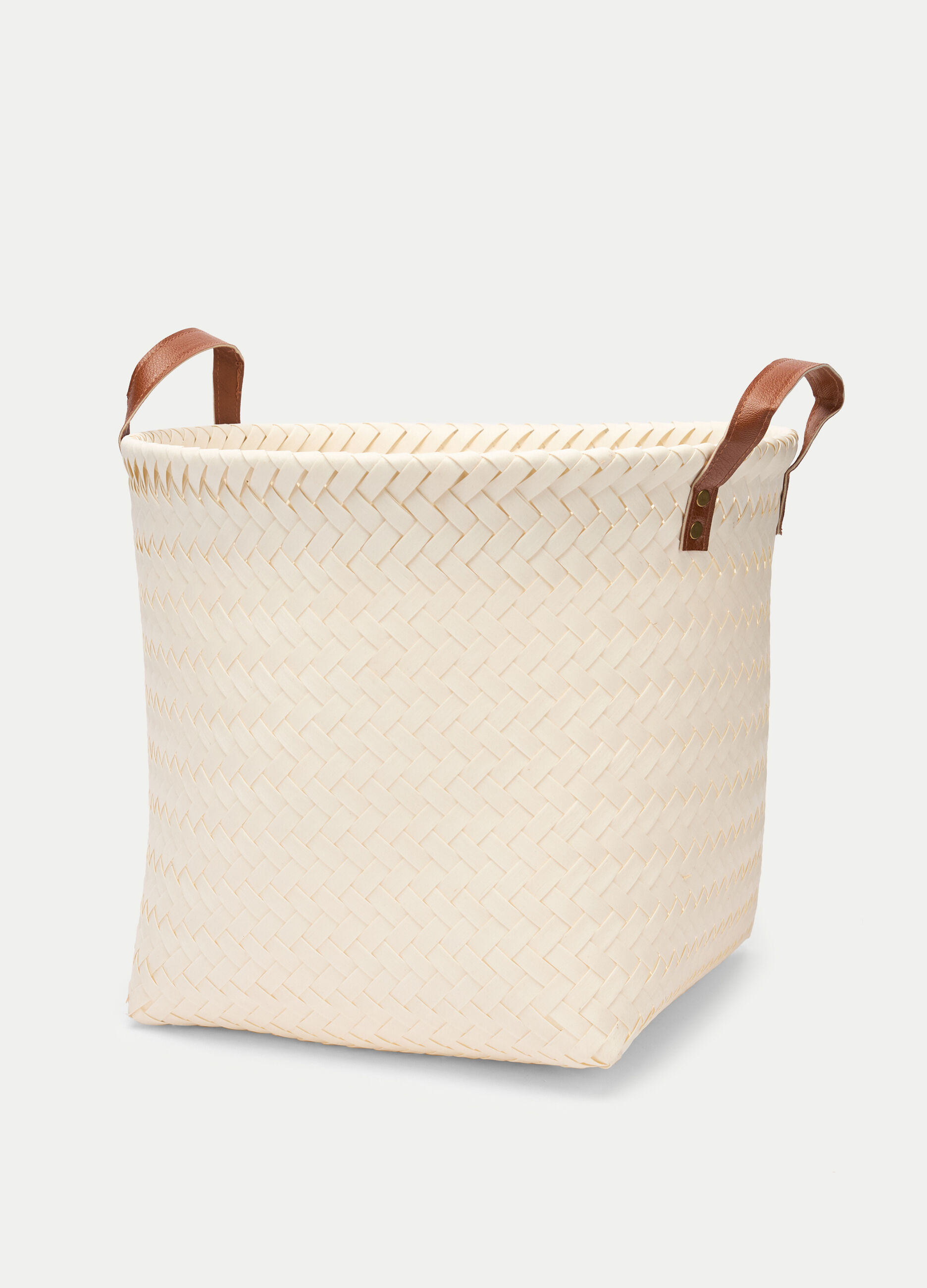 Woven basket with handles_0