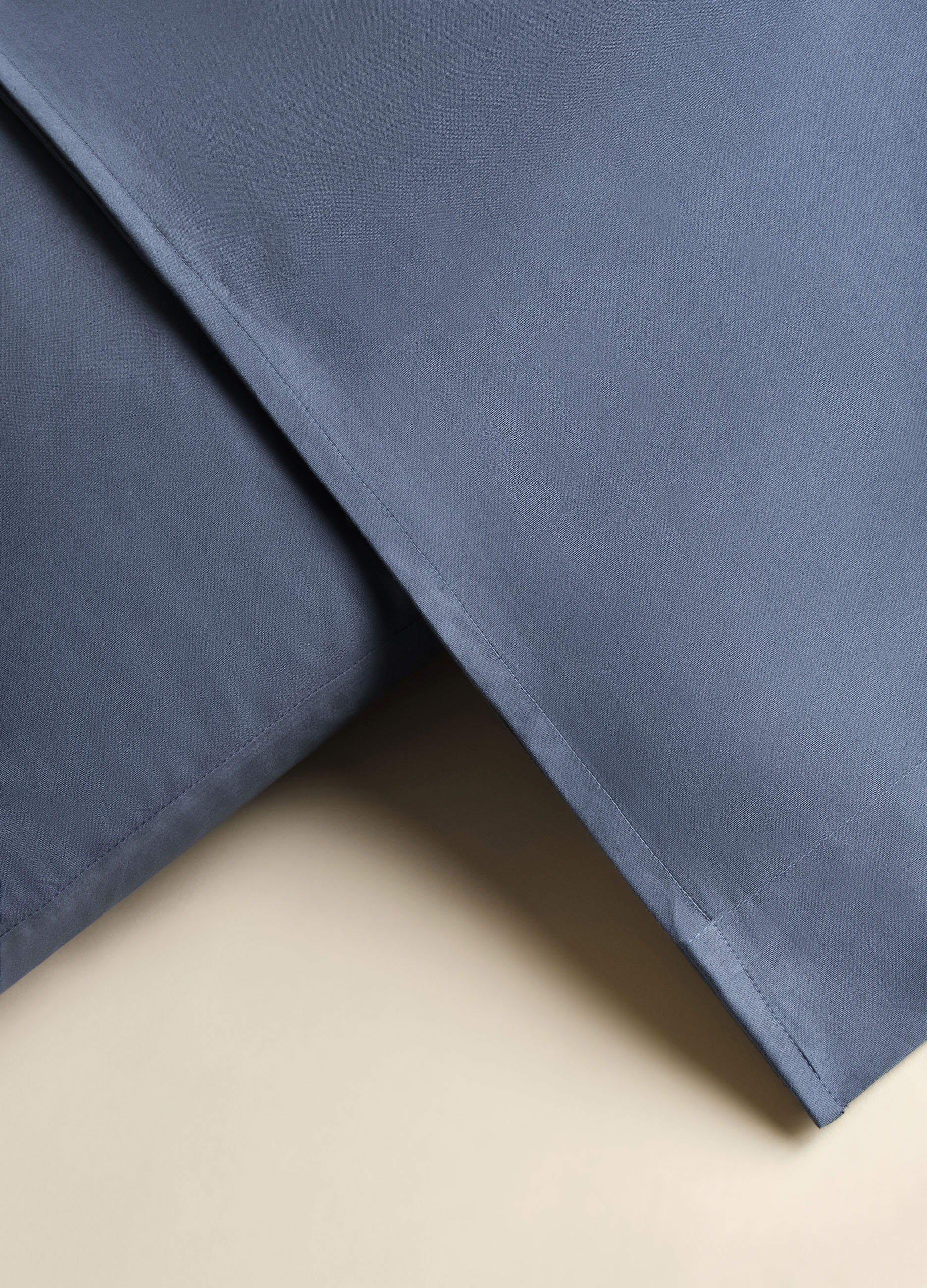 Double bed sheet in 100% cotton satin tc220_2