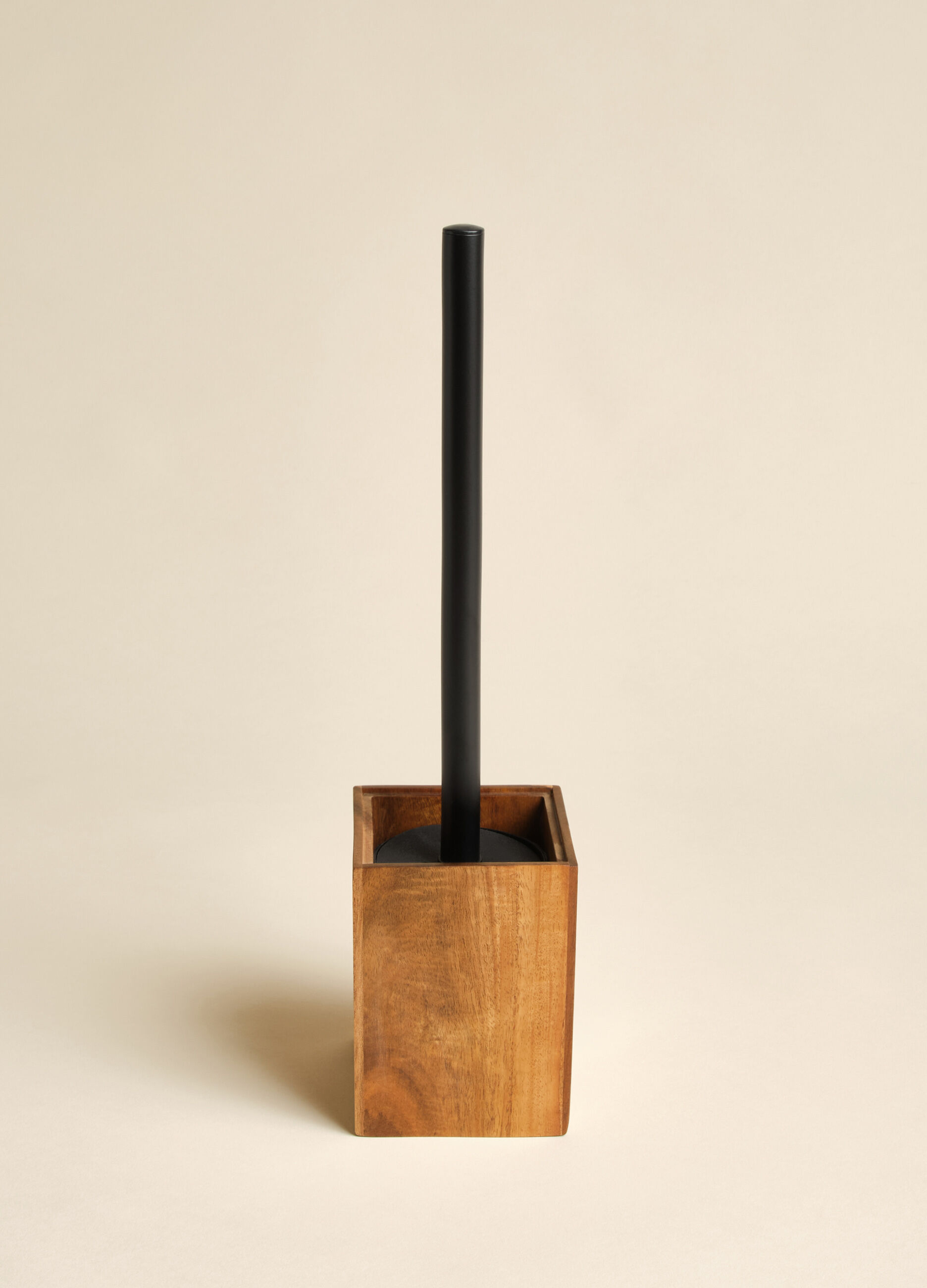 Contenitore scopino in legno di acacia_1