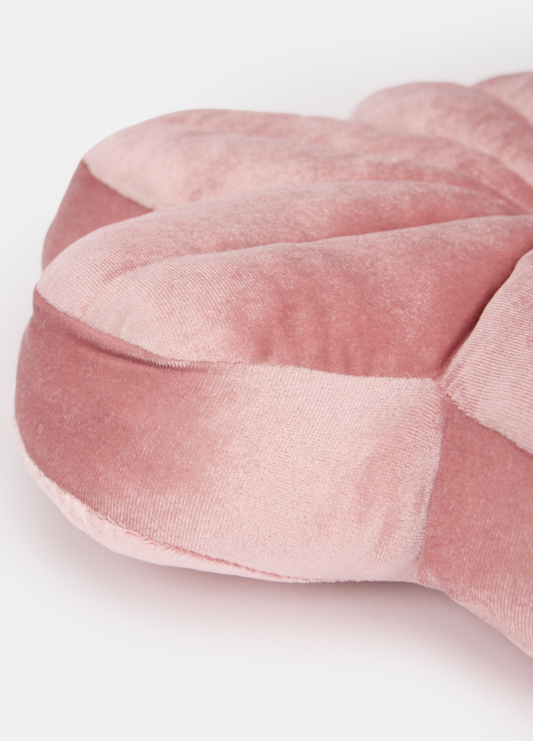 Cuscino a fiore di velluto_1