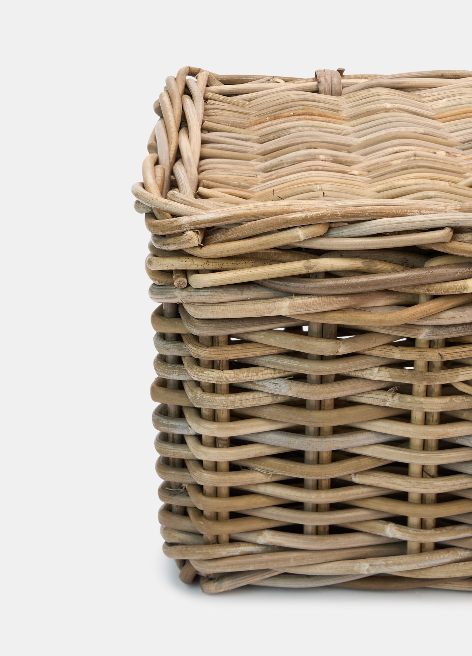 Cesta in vimini con coperchio_1