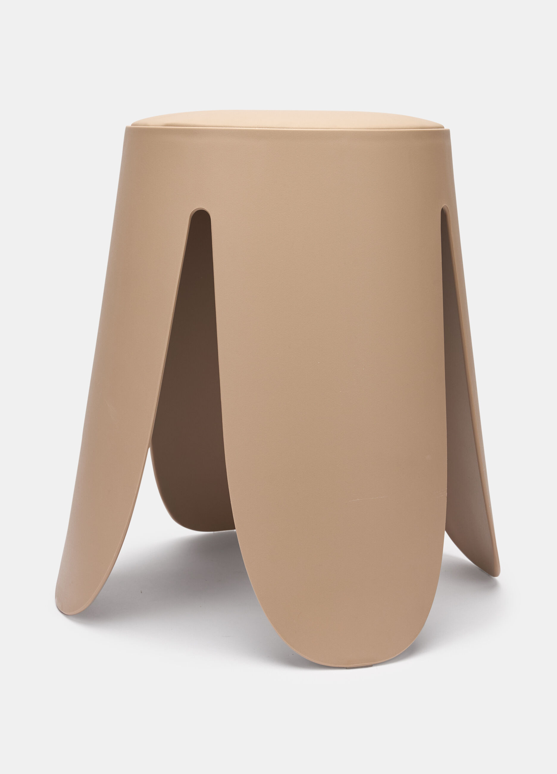 Sgabello sagomato con seduta