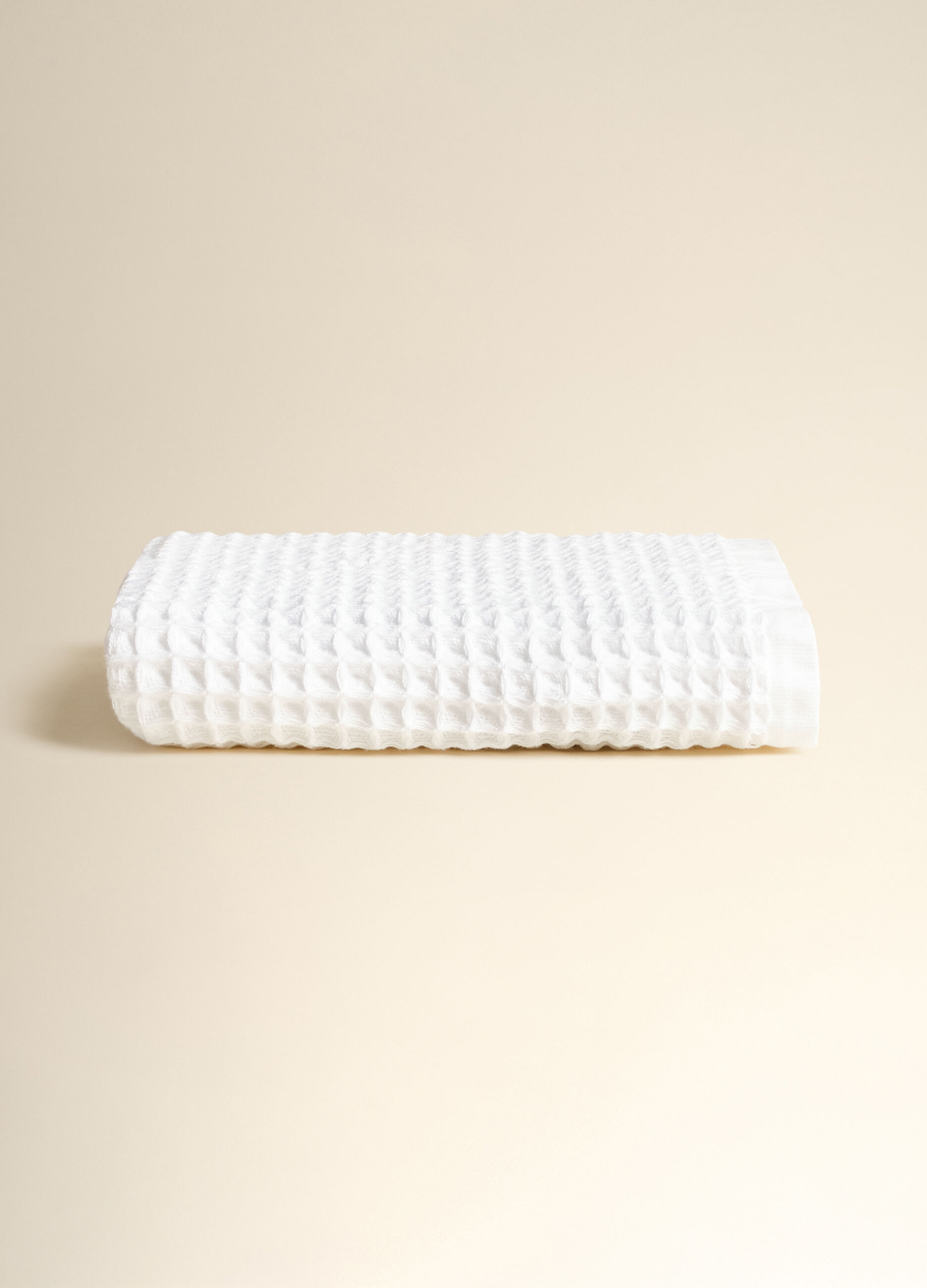 Bath towel in 100% waffle cotton Made in Portugal_1