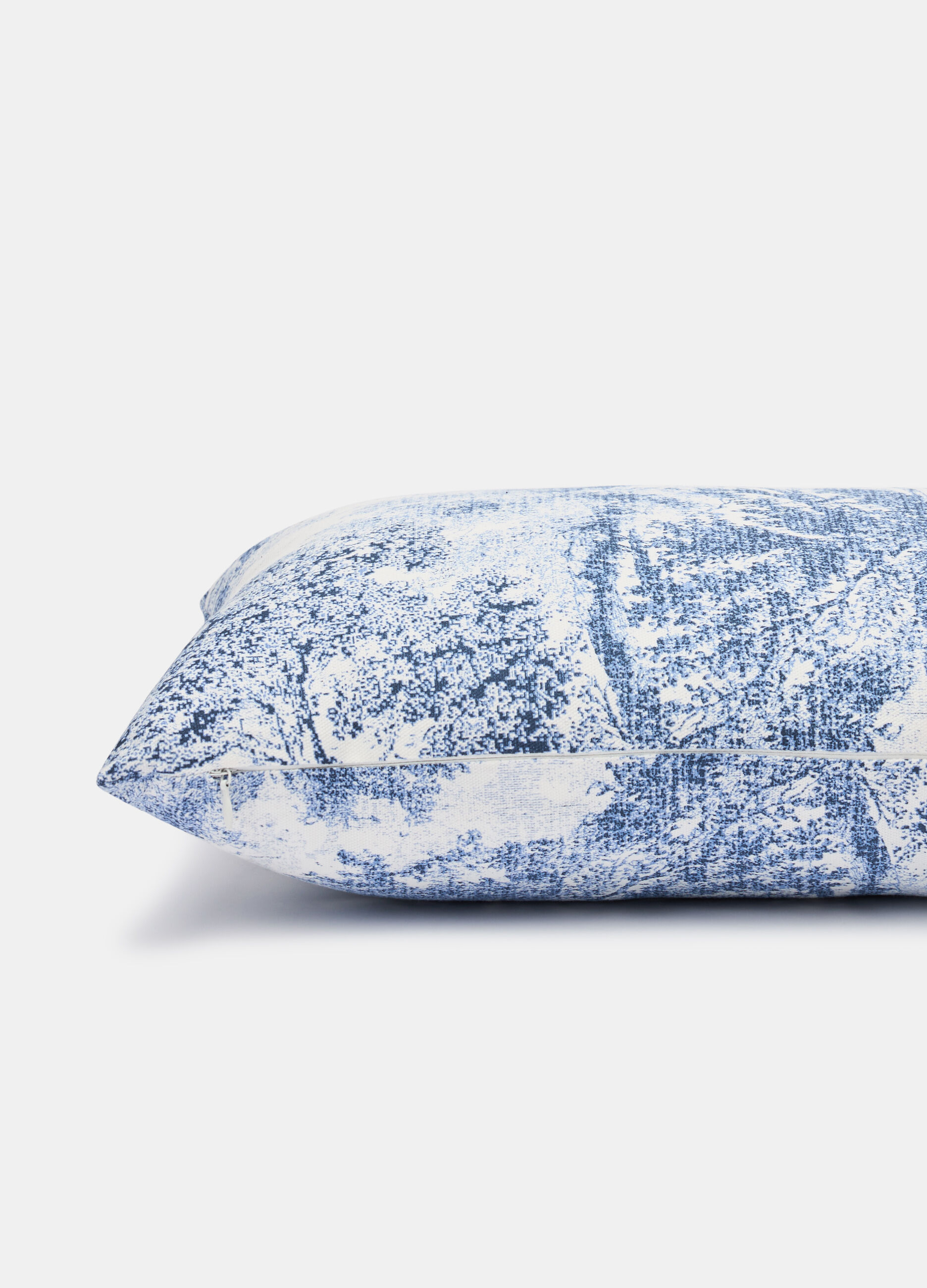 Rectangular filled cushion in printed cotton_1