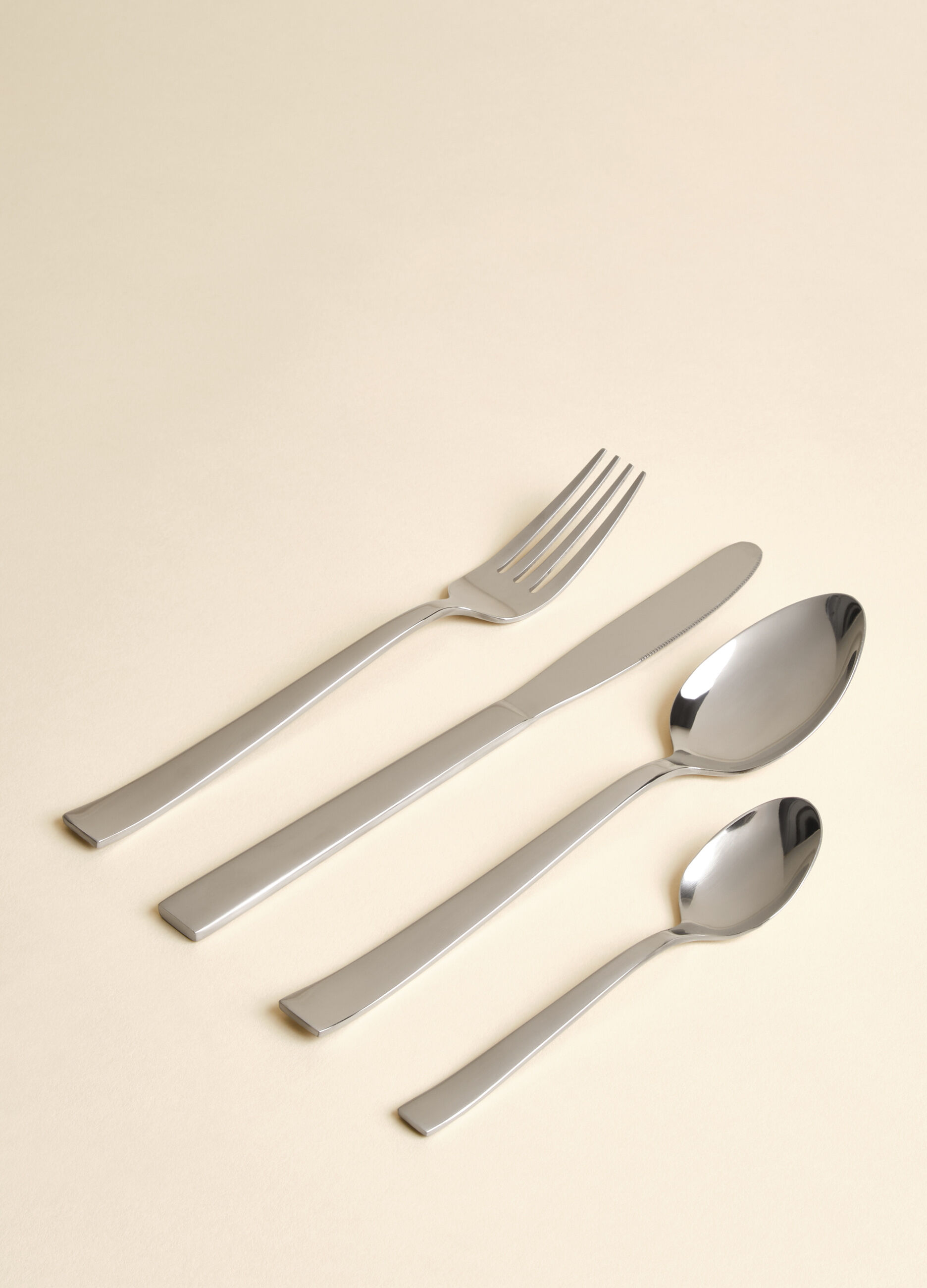 Set posate da 16 acciaio_1