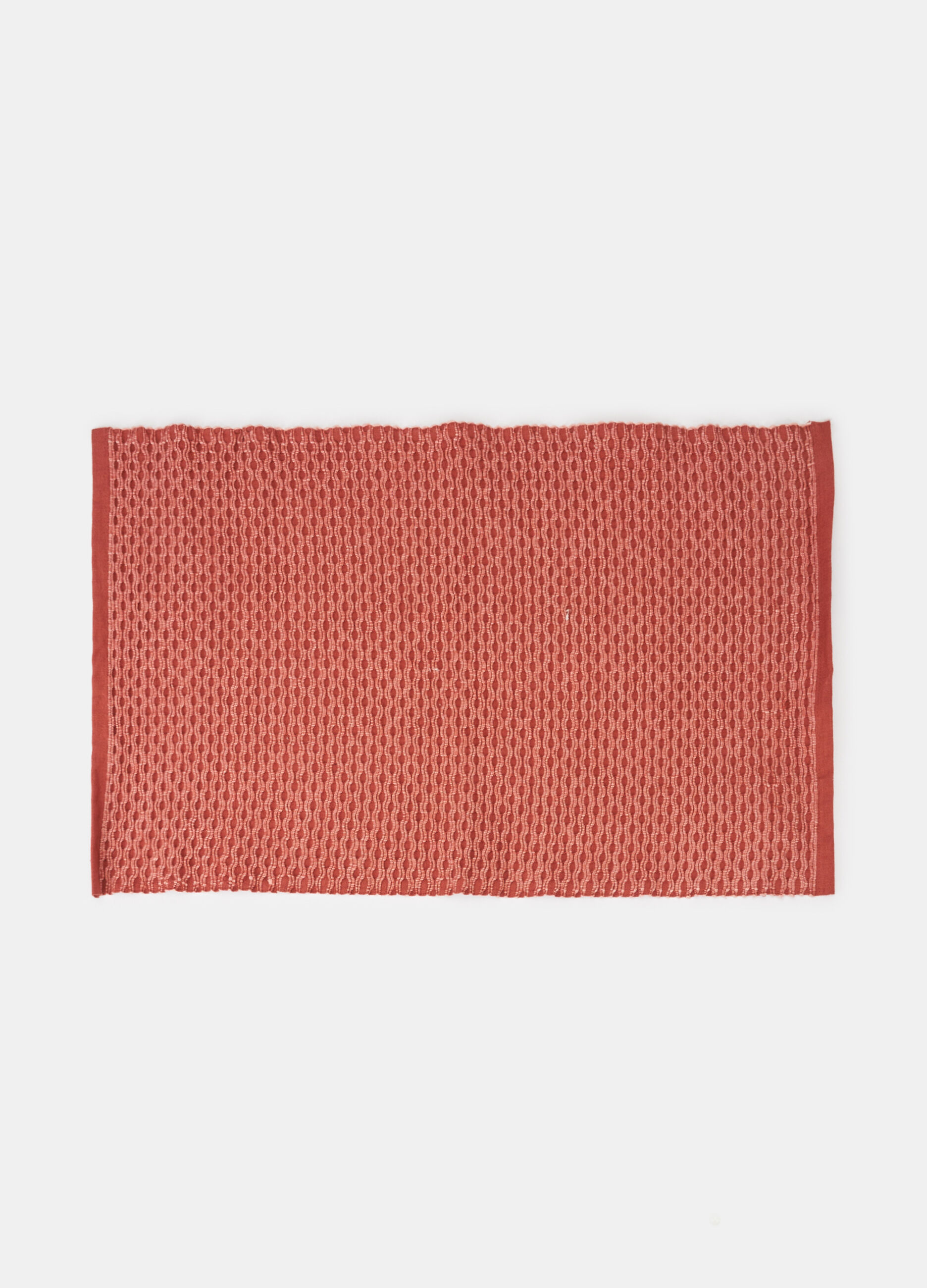 Tovaglietta rettangolare con motivo in rilievo_0