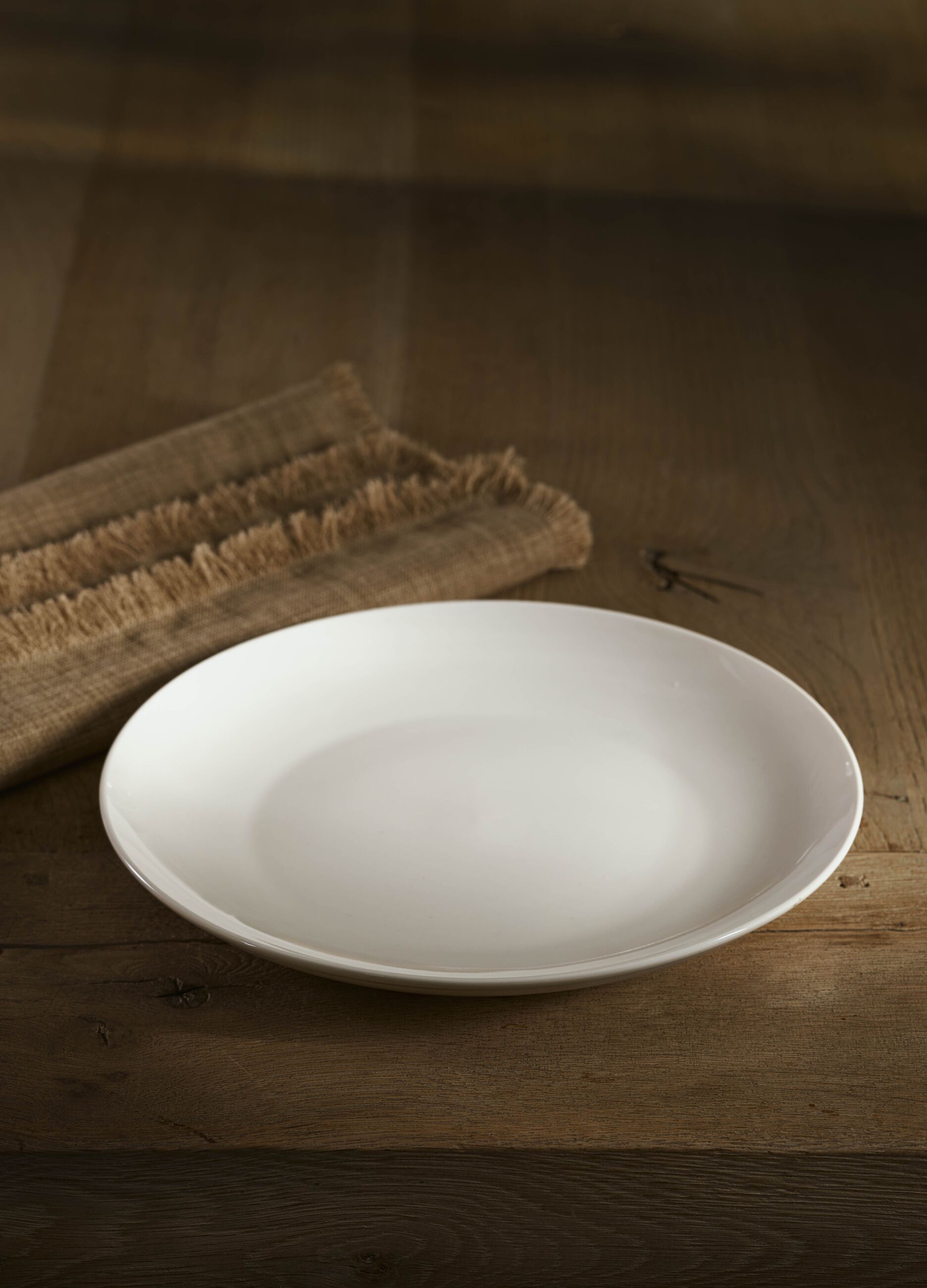 Round Pearl Coupe in porcelain_0