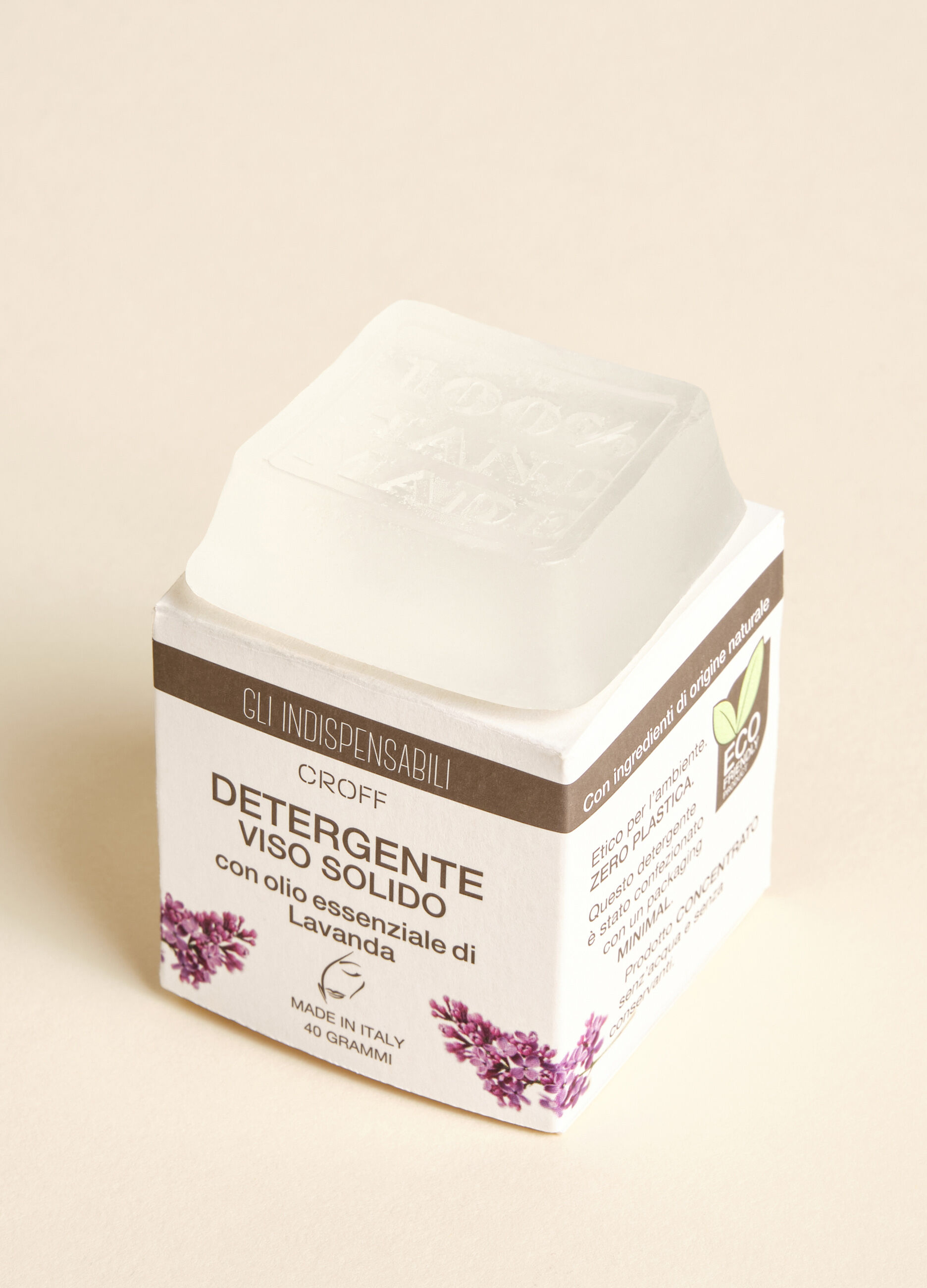 Facial cleanser with lavender essential oil_2