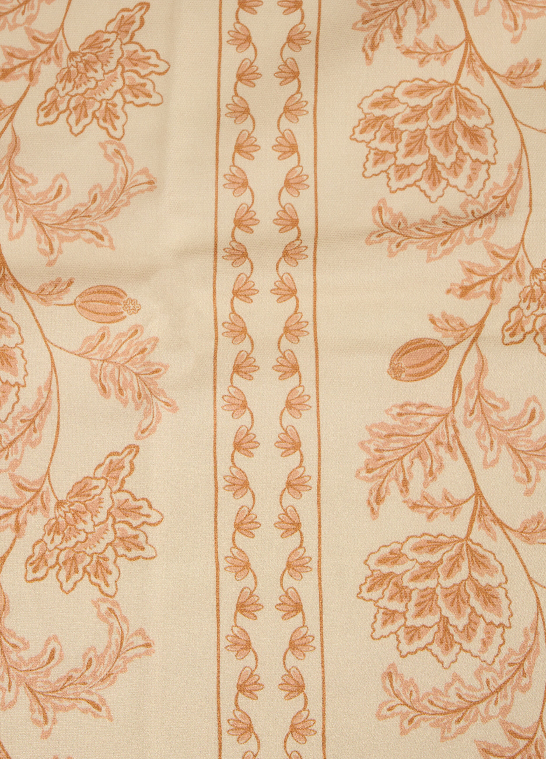 Tovaglia 6 posti con motivo a fiori a contrasto_1