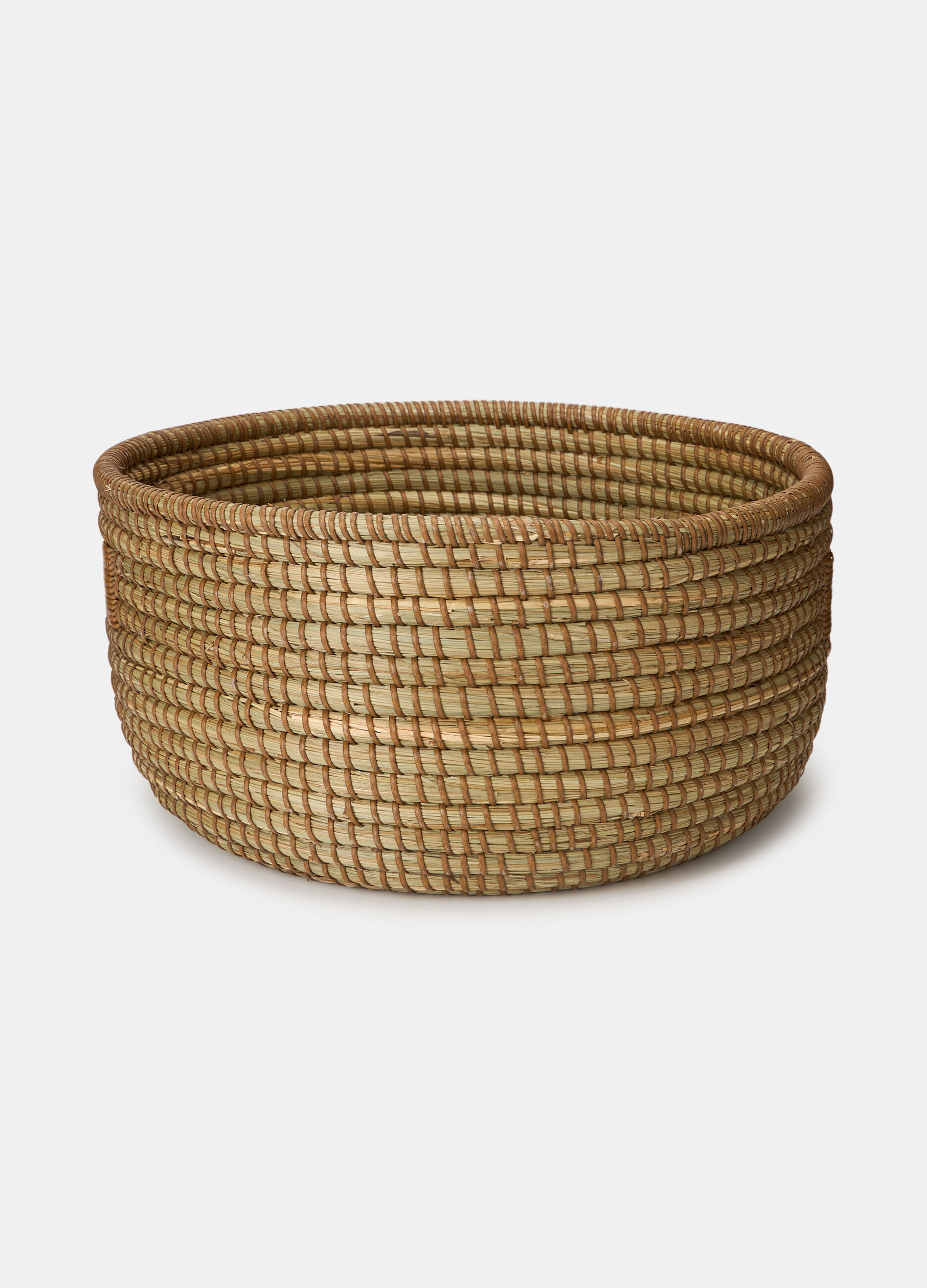 Cesta rotonda in fibra intrecciata_0