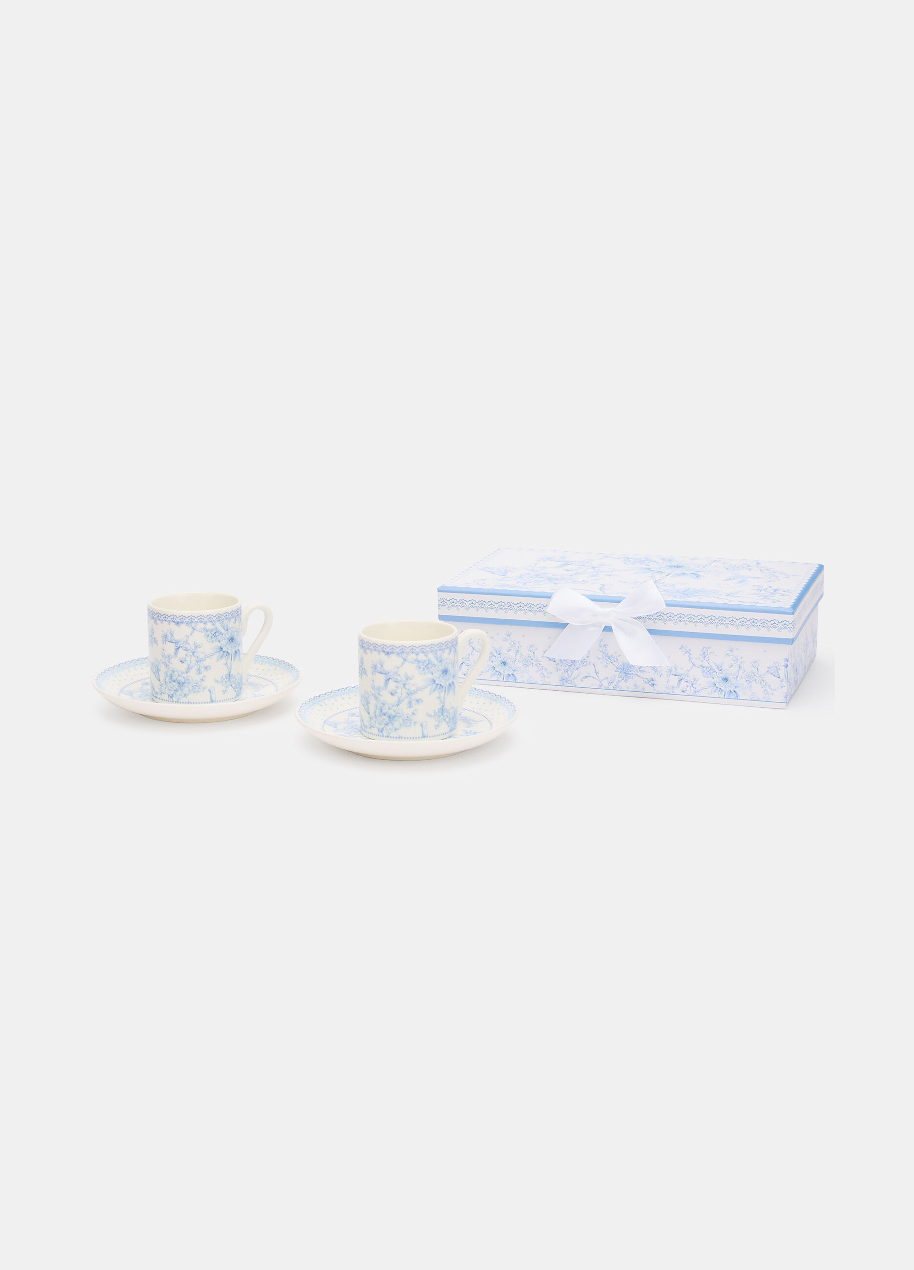 Set of 2 porcelain coffee cups with saucers_0