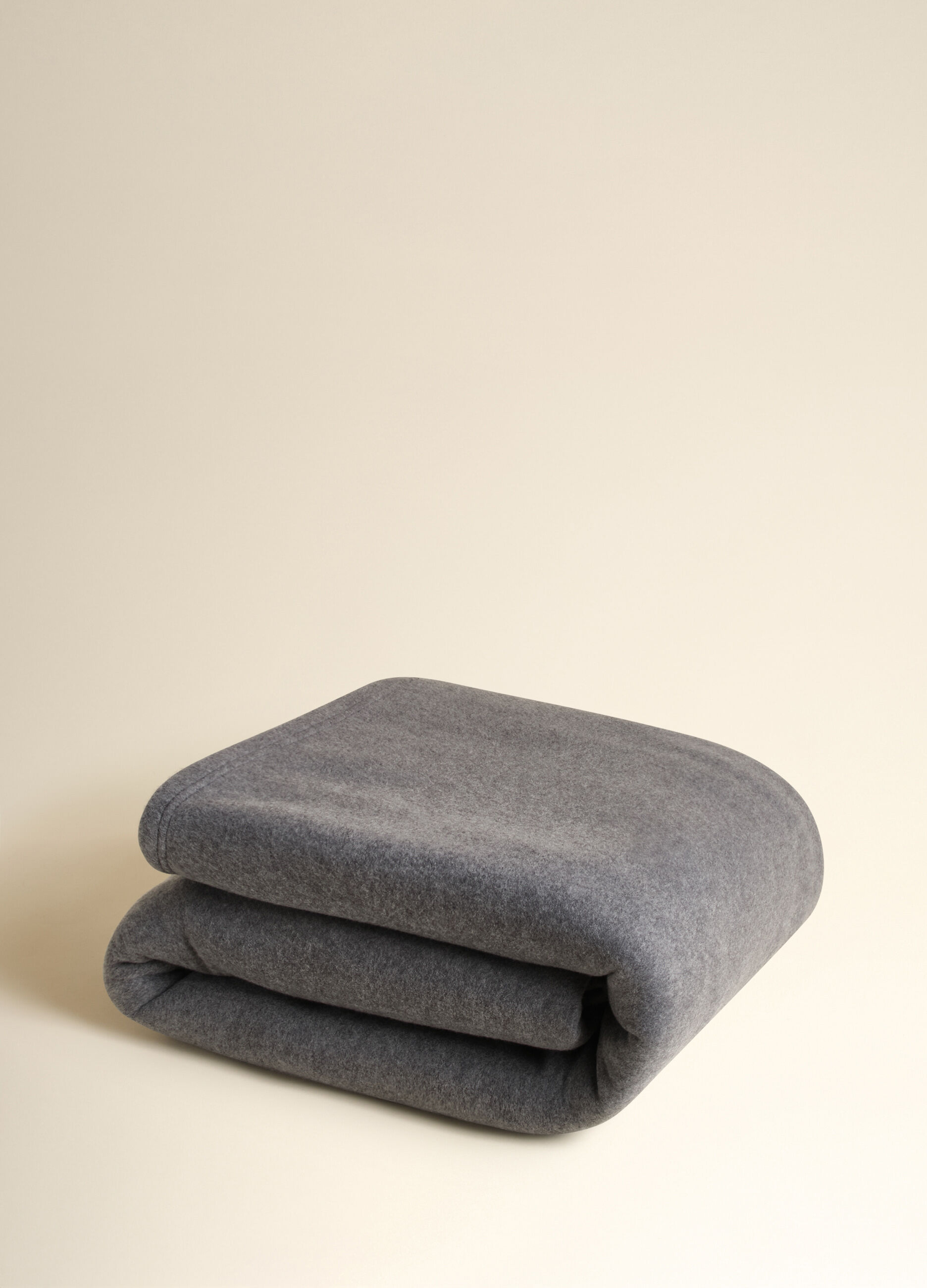 Queen-sized fleece blanket_2