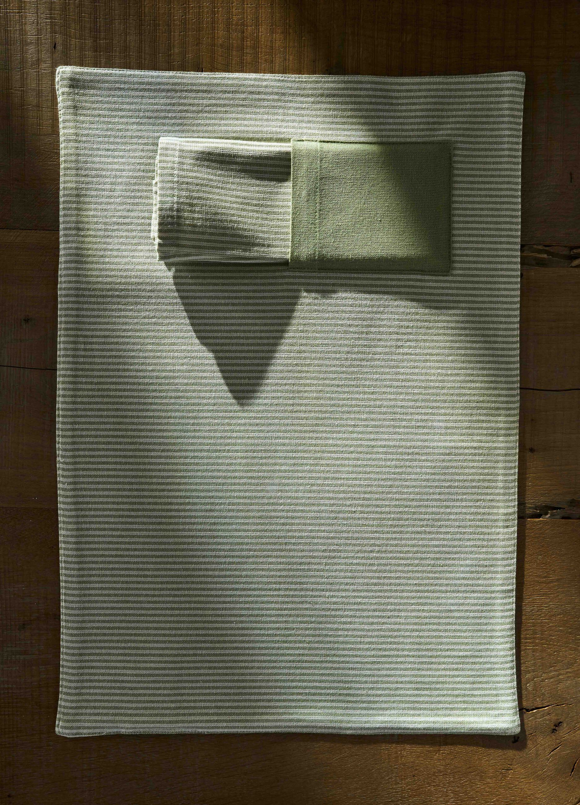 Organic table mat in 100% cotton with pocket_0