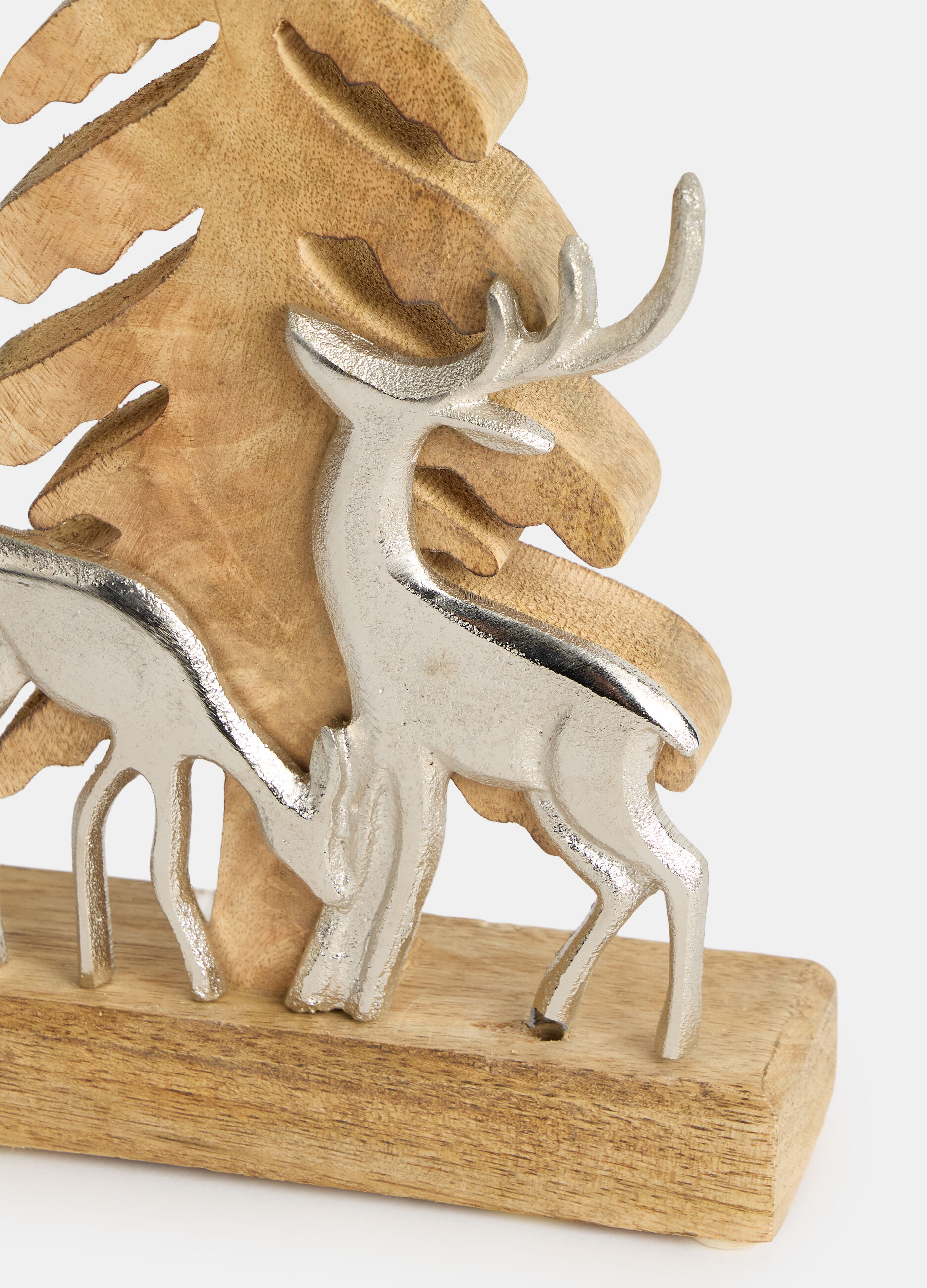 Abete e cervi in legno_1