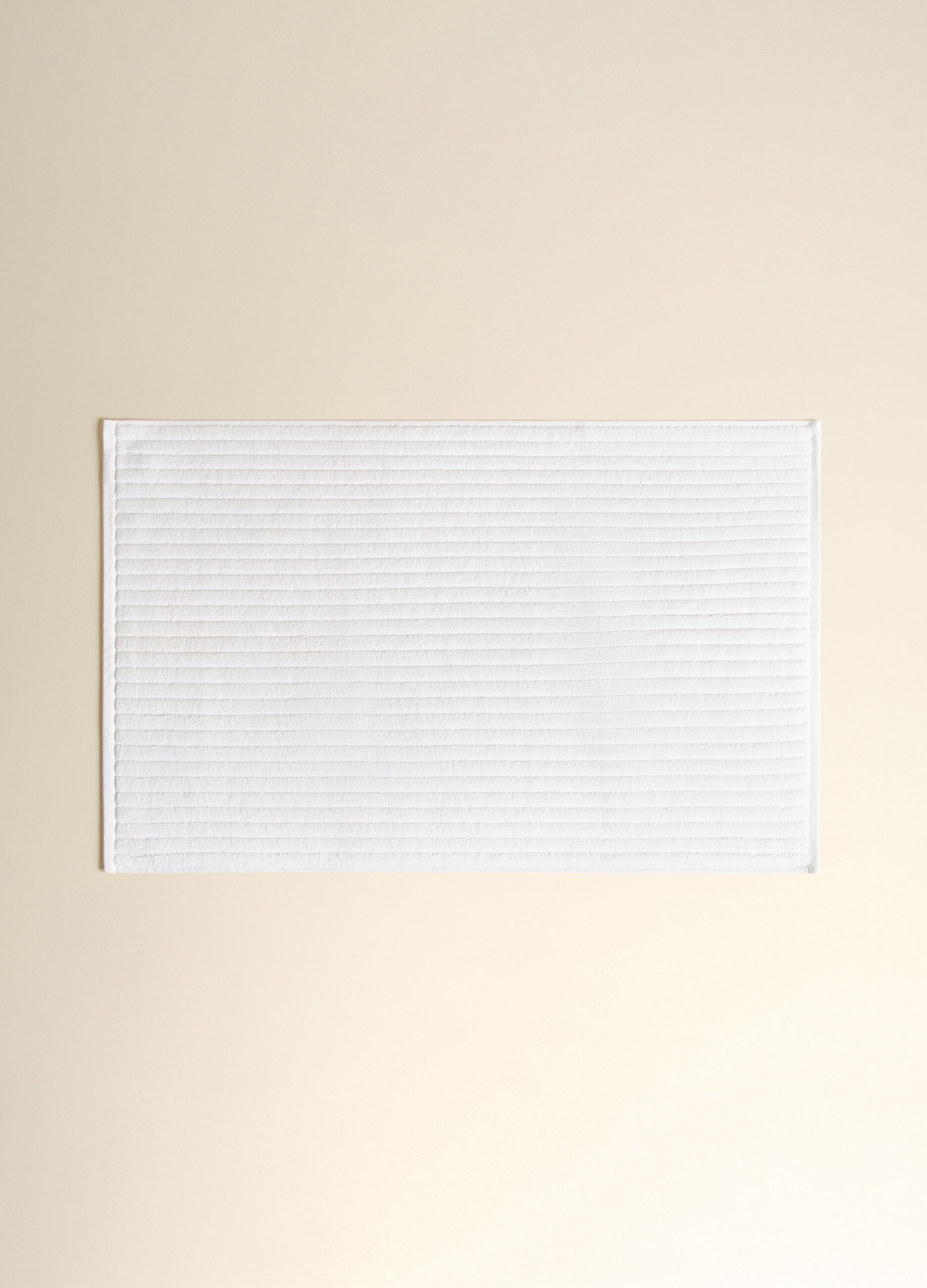 Tappeto in puro cotone jacquard a righe Made in Portugal