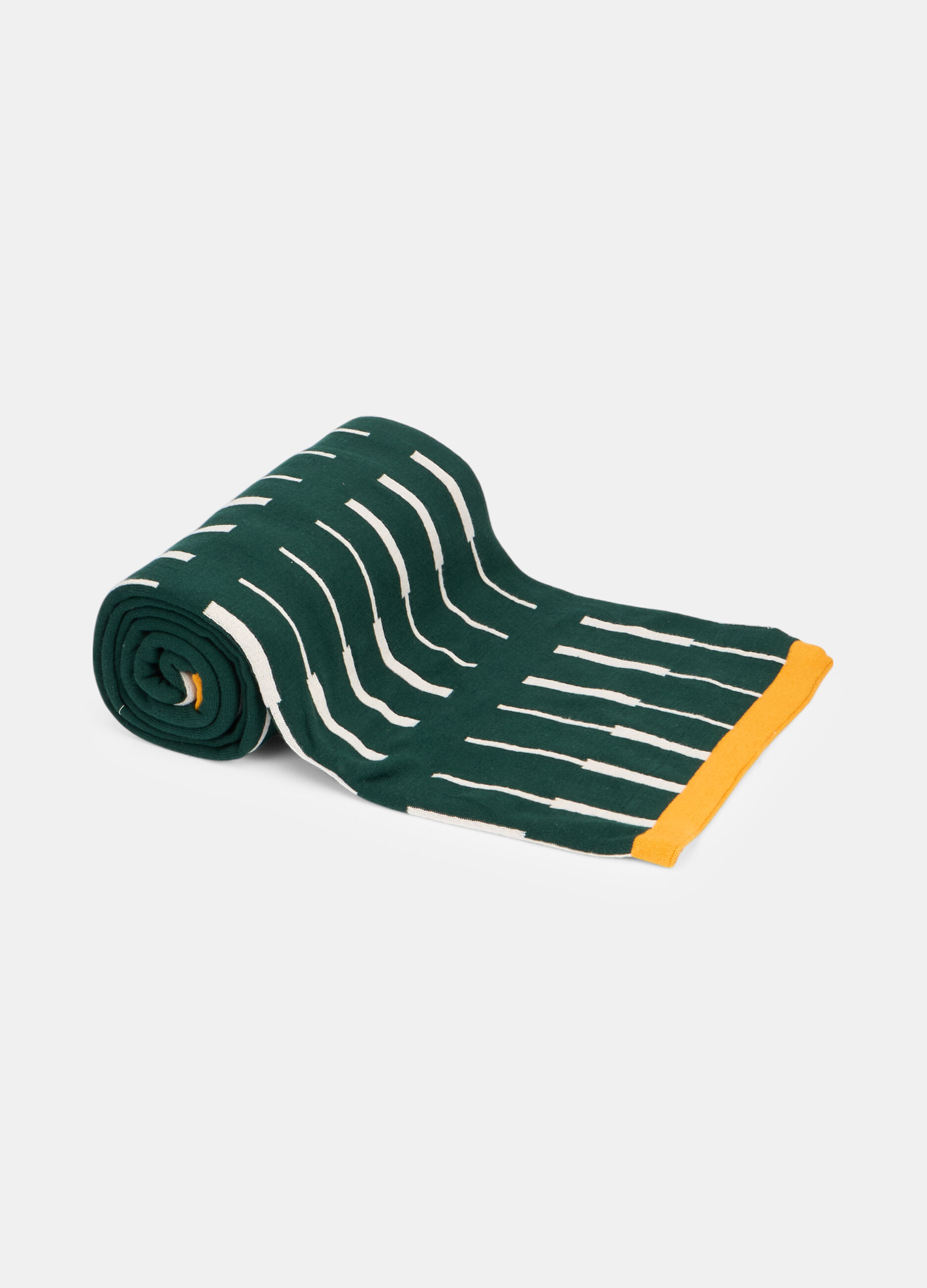 Cotton knit throw with inserts_1