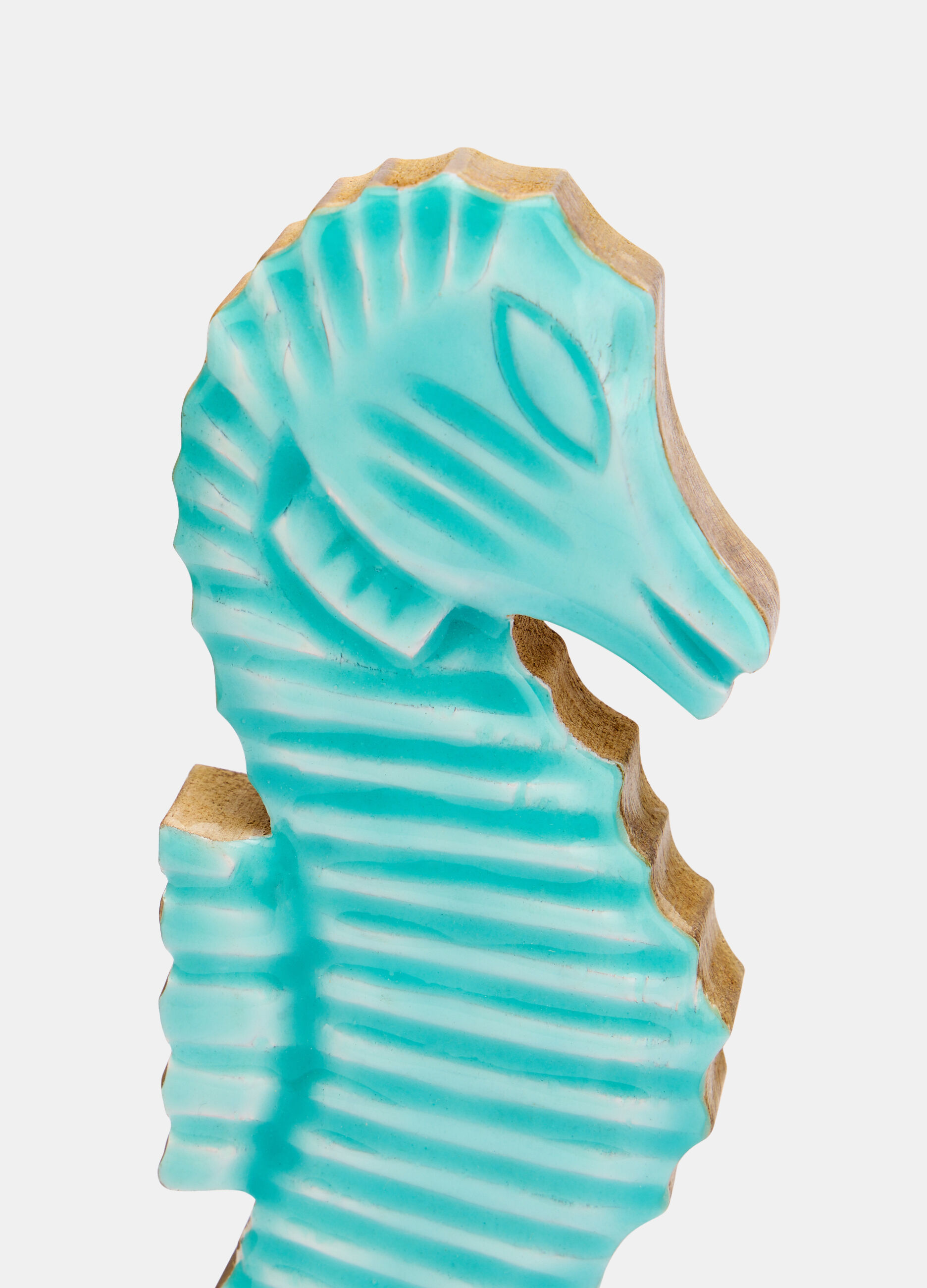 Handmade varnished wooden seahorse_1