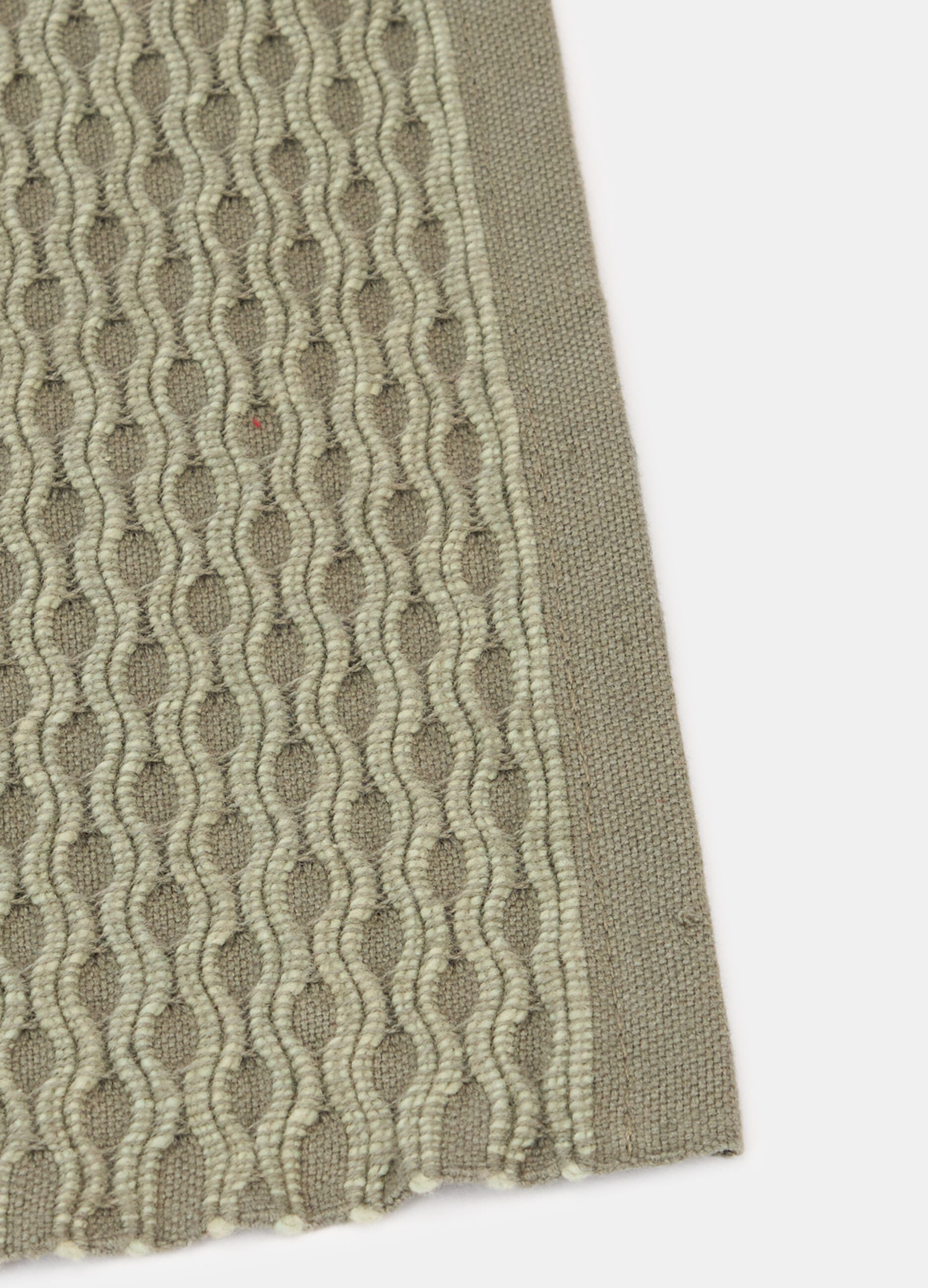 Tovaglietta rettangolare con motivo in rilievo_1