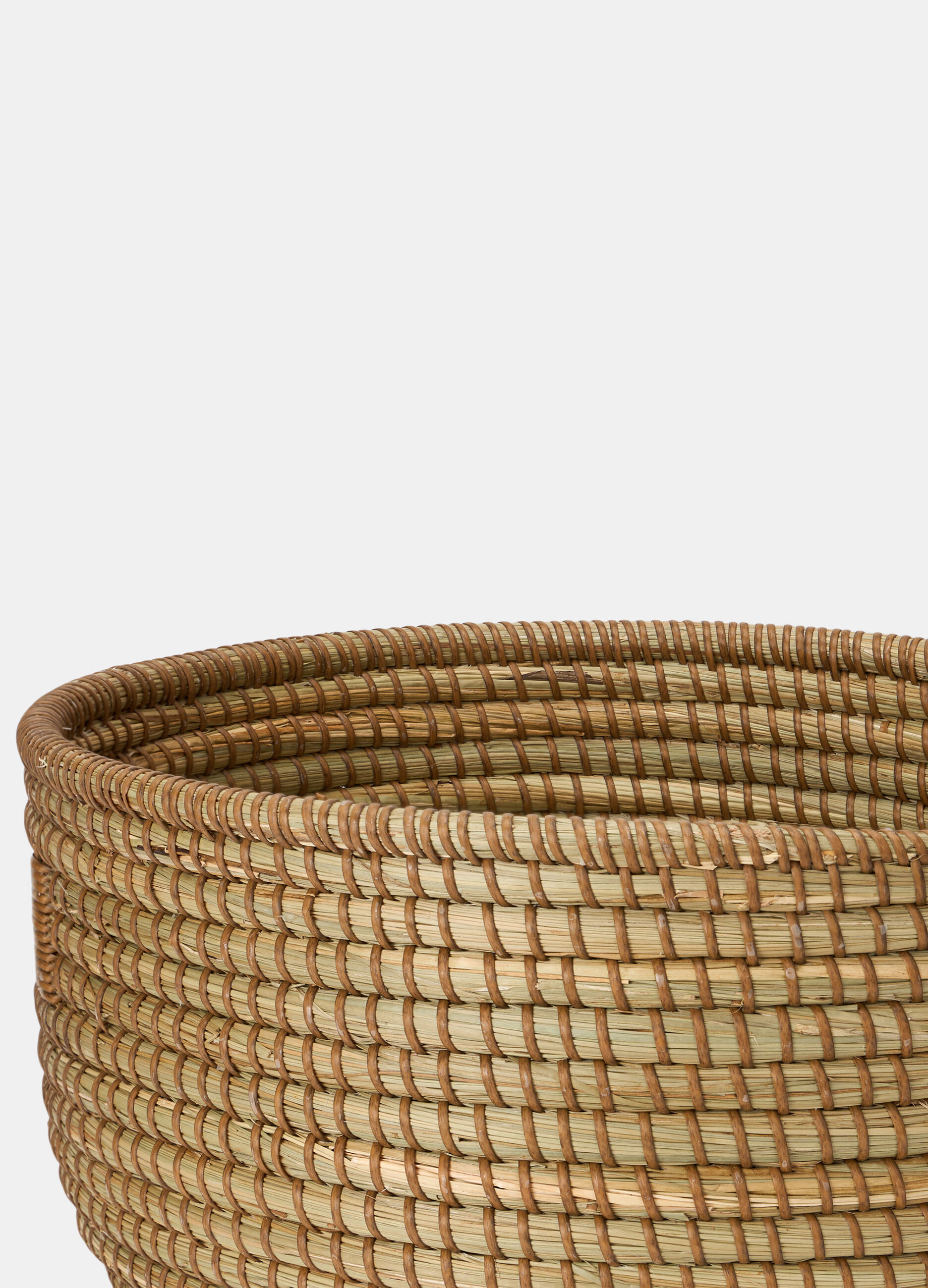 Cesta rotonda in fibra intrecciata_1