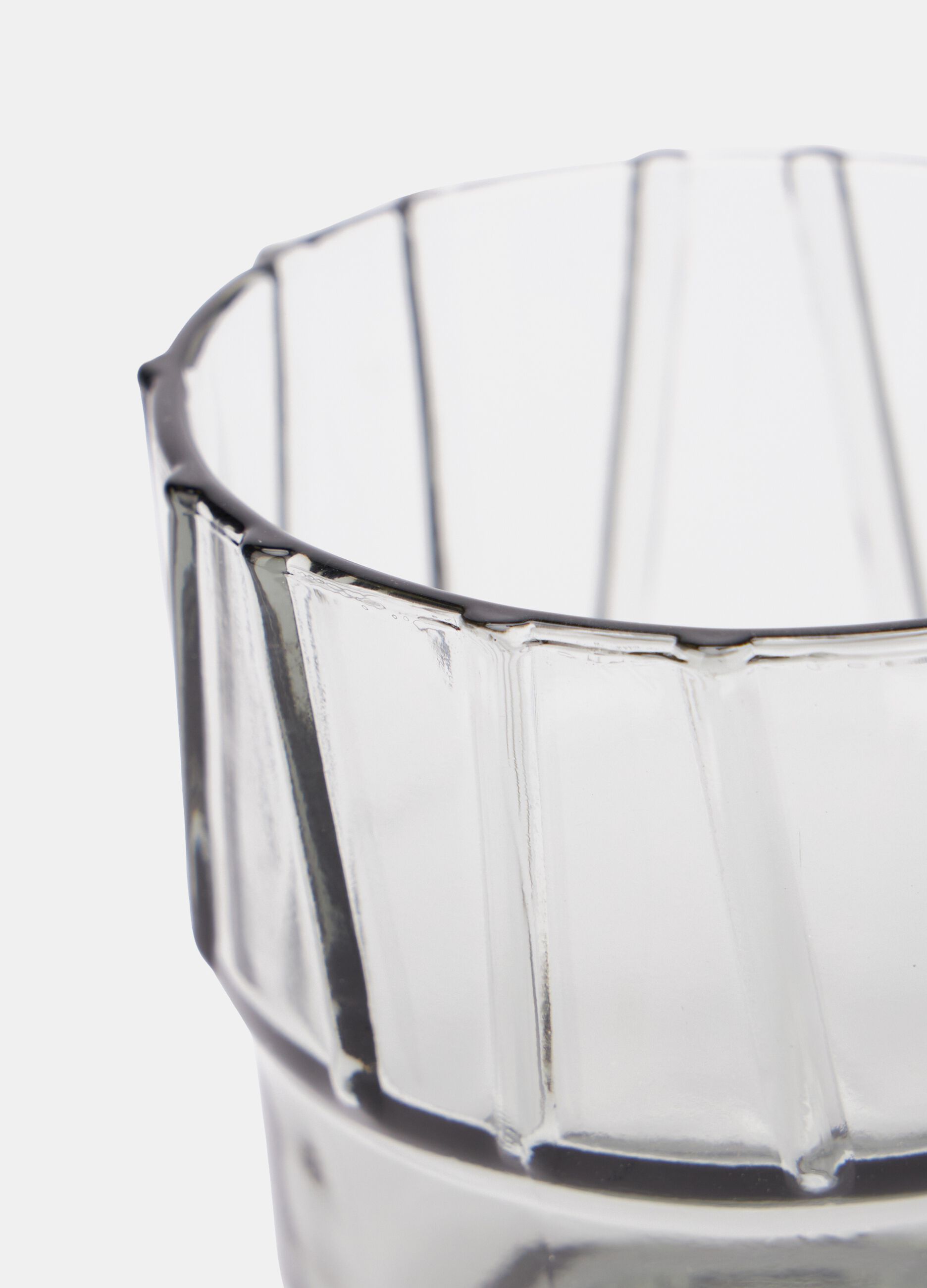 Bicchiere in vetro lavorato_1