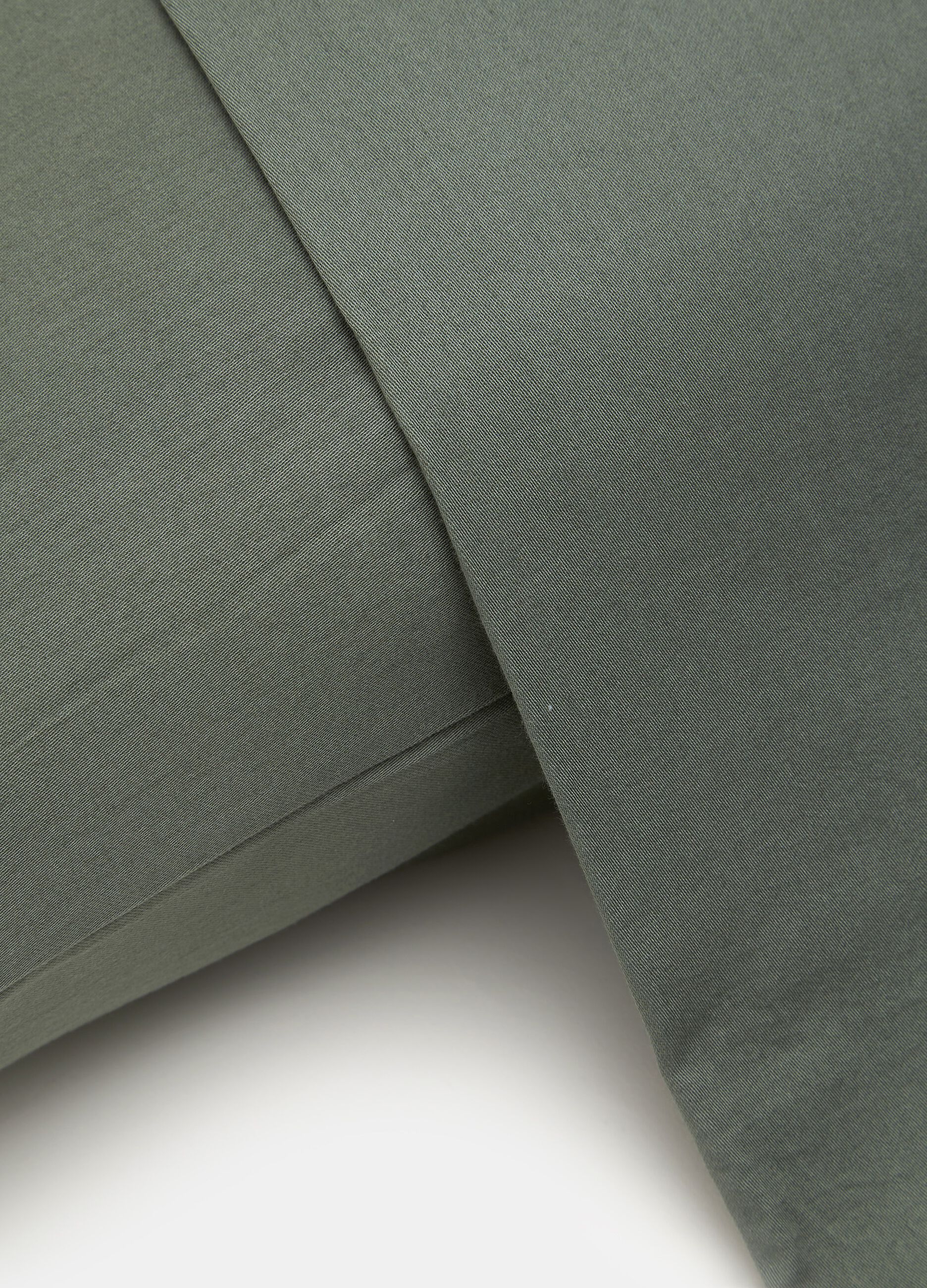 Fitted sheet in 100% cotton