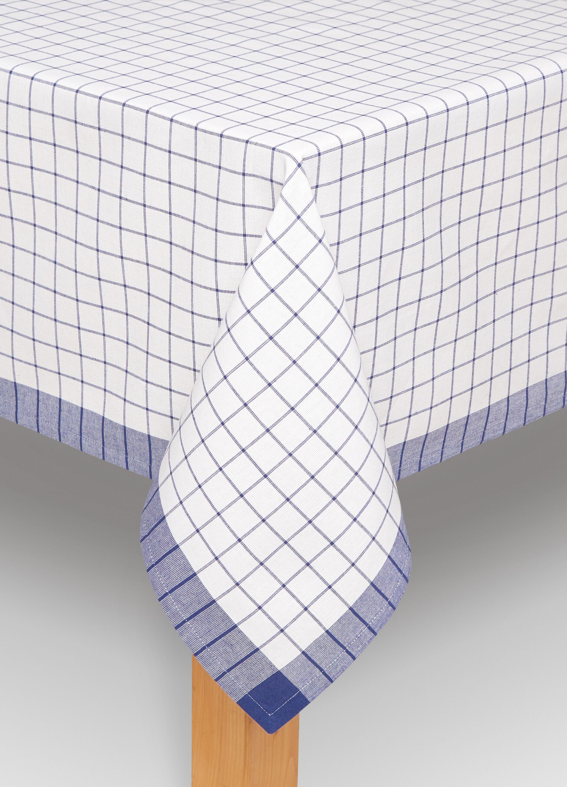 Check tablecloth_0