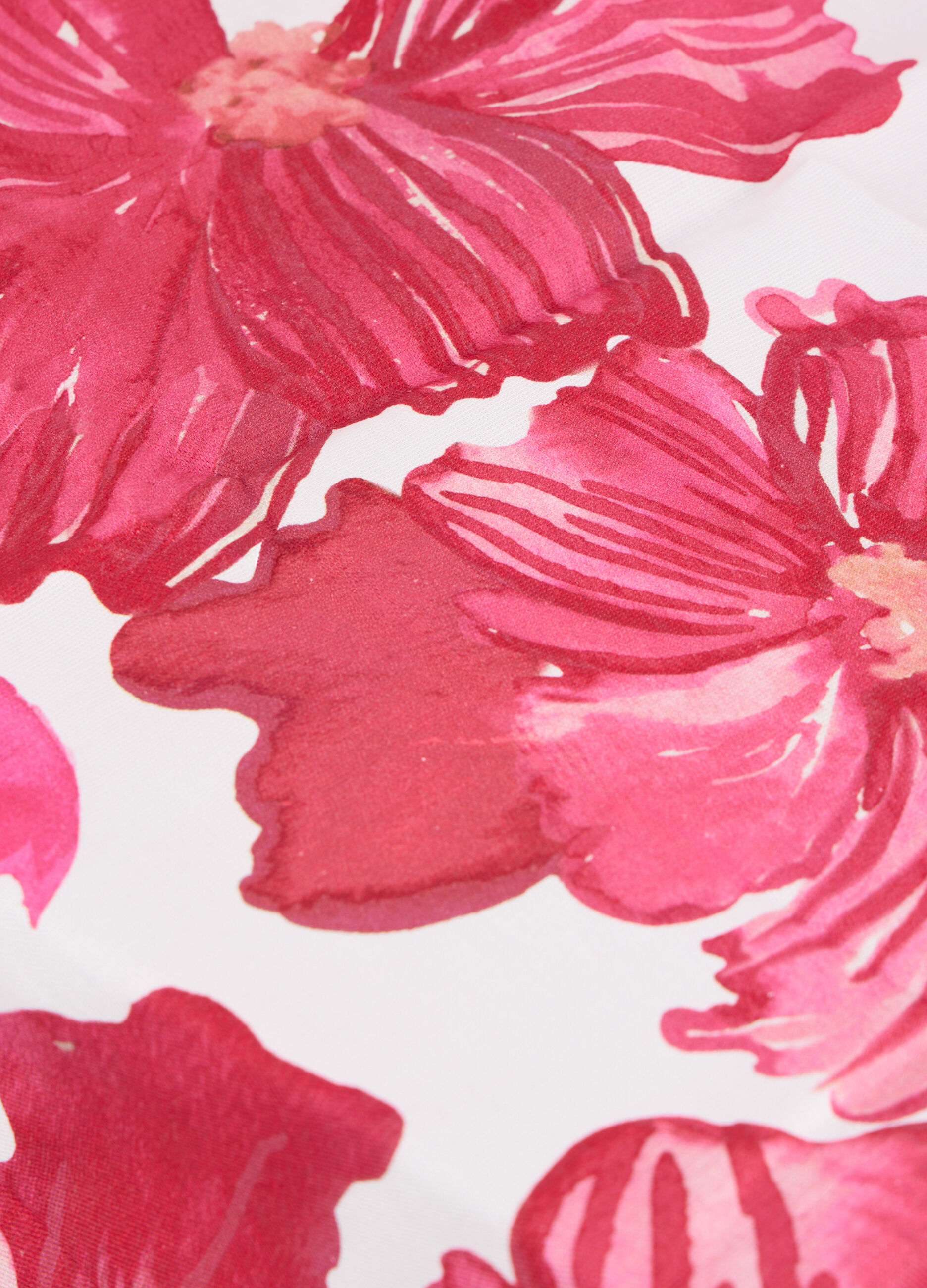 Tovaglia quadrata con fantasia di fiori rossi_1