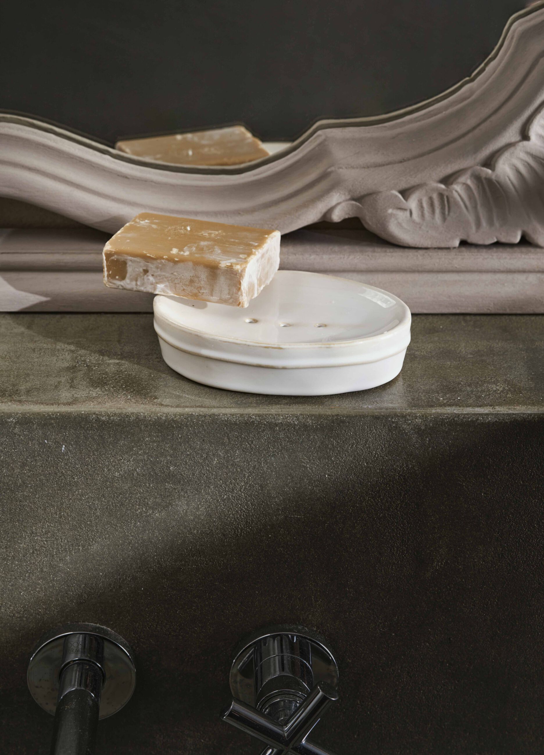 Porta saponetta in ceramica_0